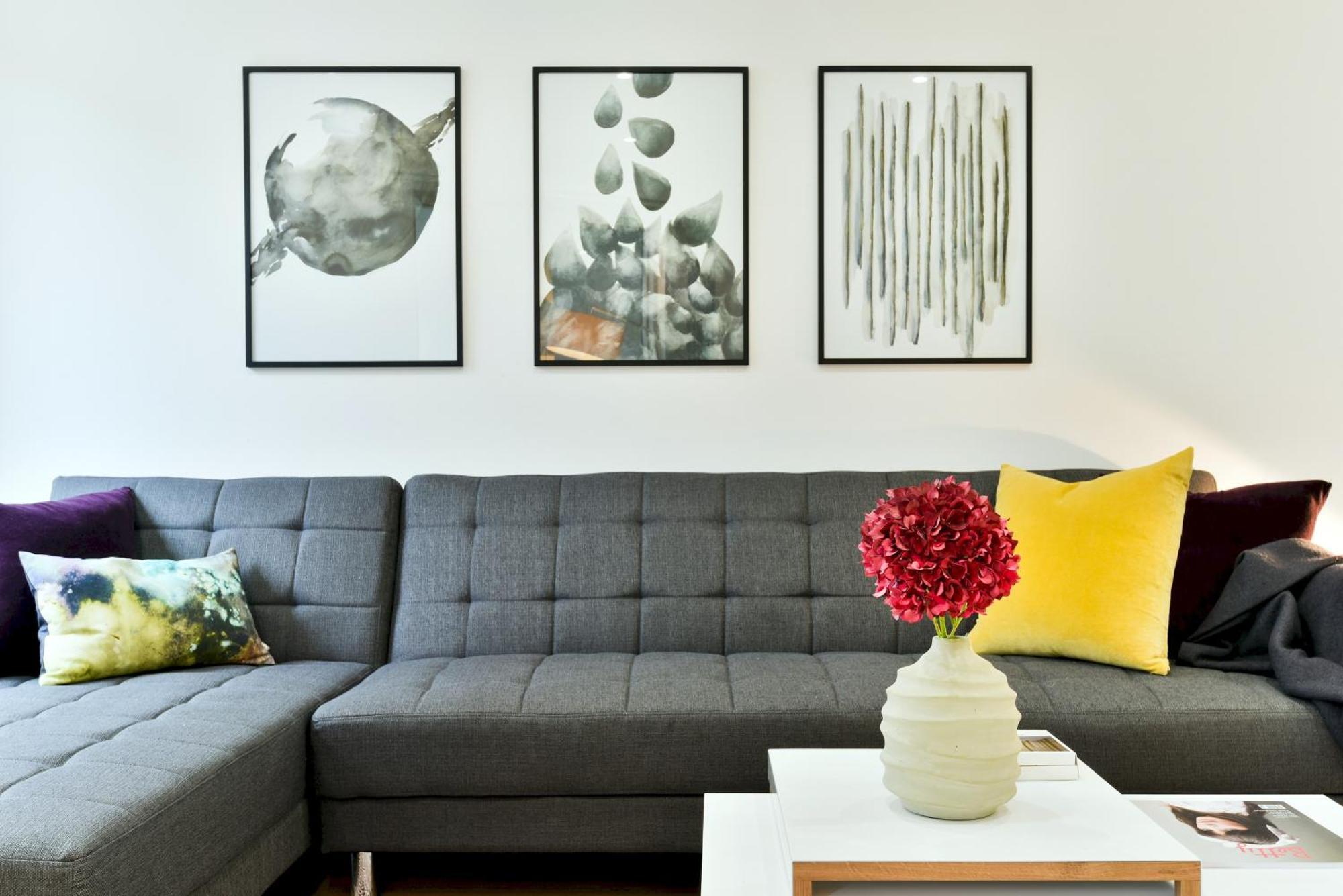 Clapham South 1 Apartment