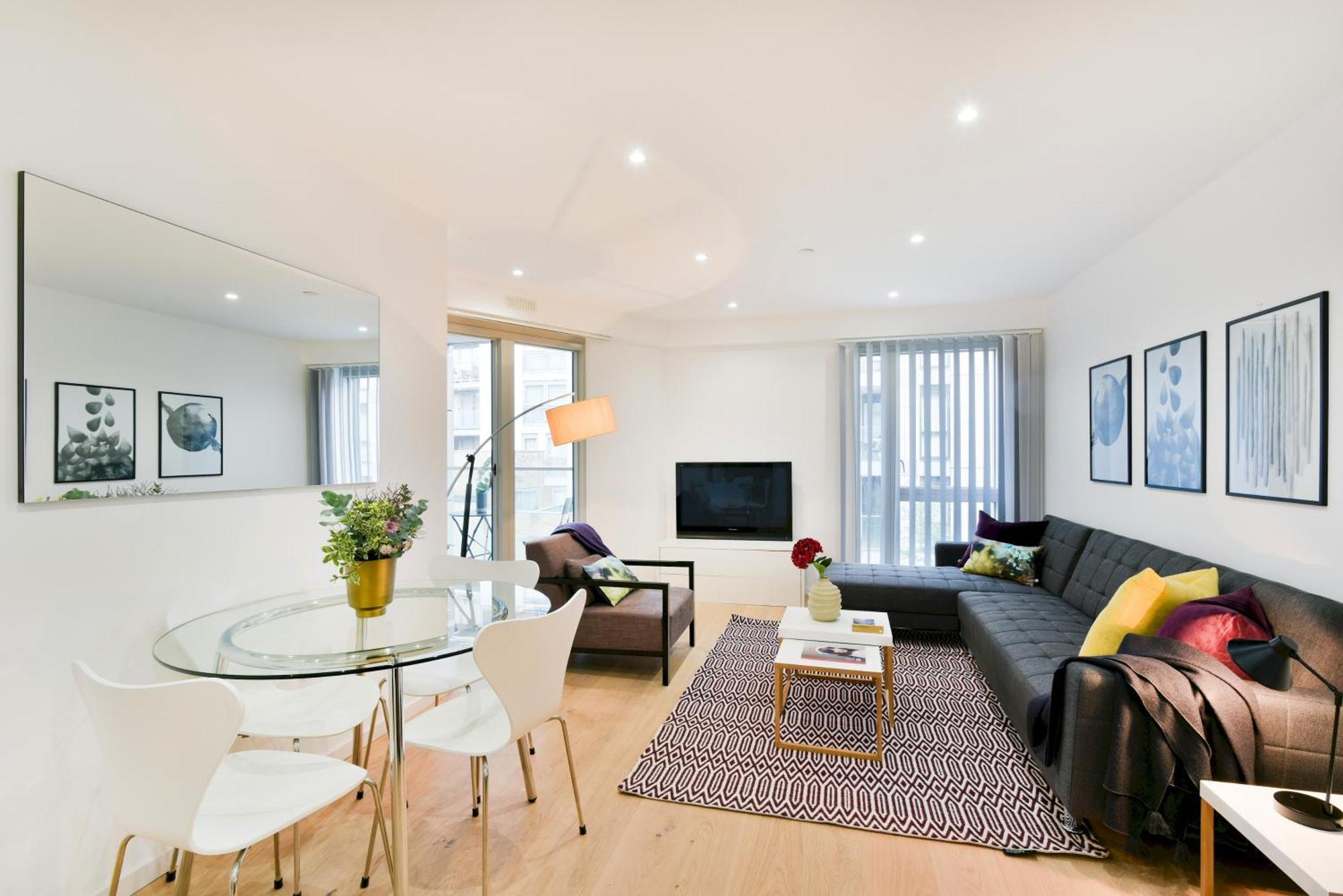 Clapham South 1 Apartment