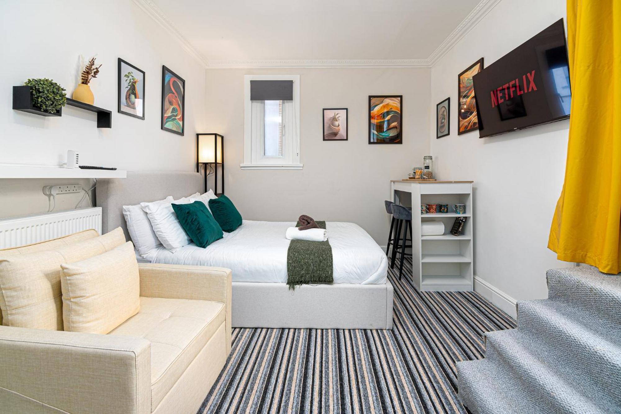 Highbury & Islington Hub * London
