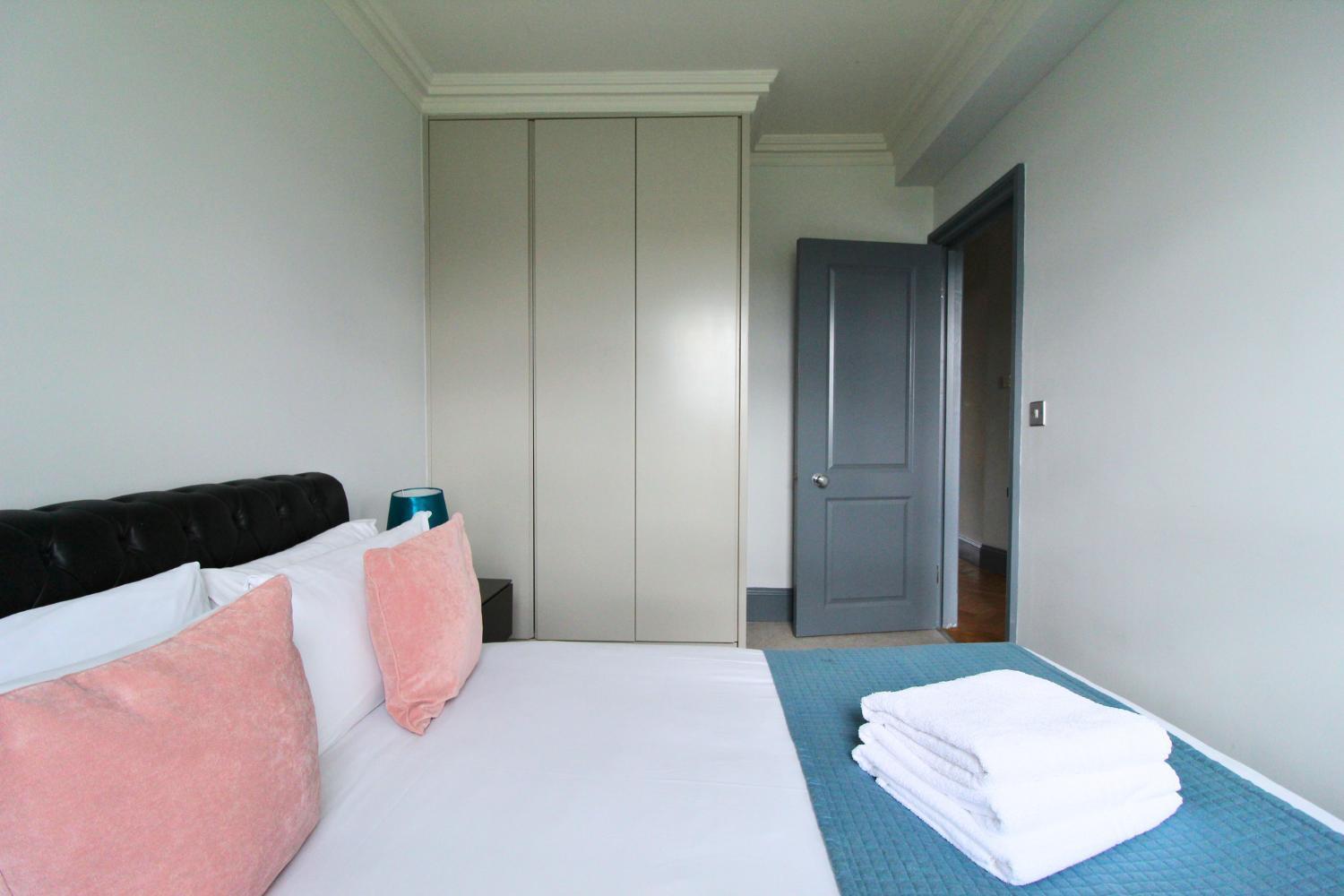 Apartment Barons Court Queens Club By Viridian