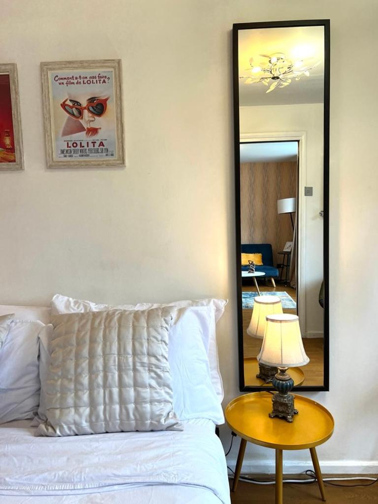 Great 2 Bedrooms 15 Mins From The Centre Apartment *