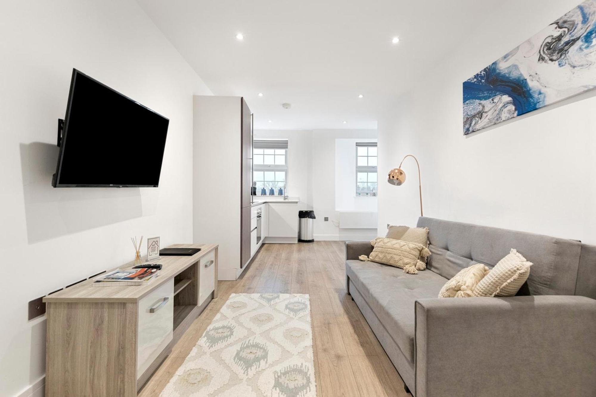 Bright And Spacious - Excellent Location Apartamento *