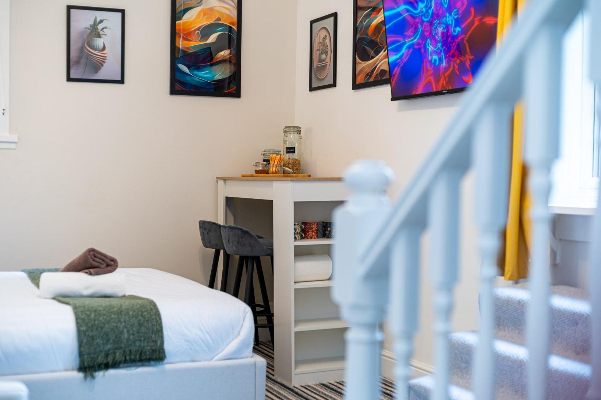 Highbury & Islington Hub Apartment London