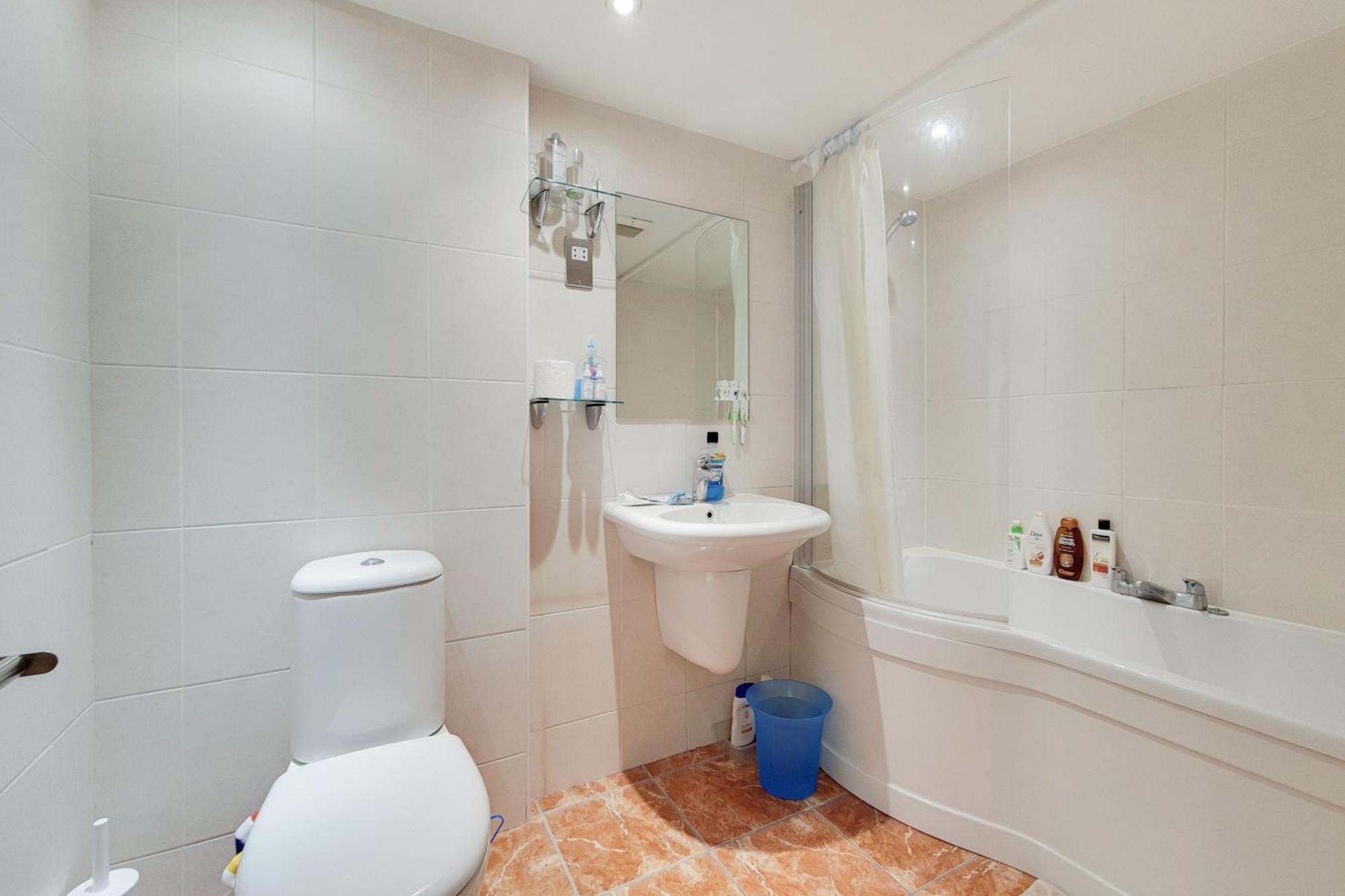 South Kensington - Point West Residences Apartment