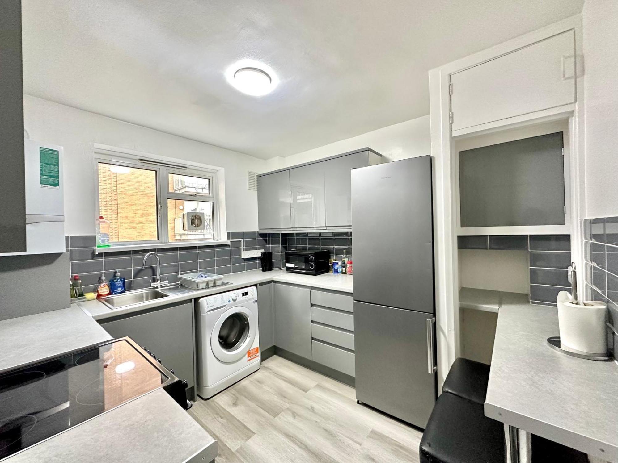 Apartment Fabulous 3 Bedroom Flat Sleeps 6 *