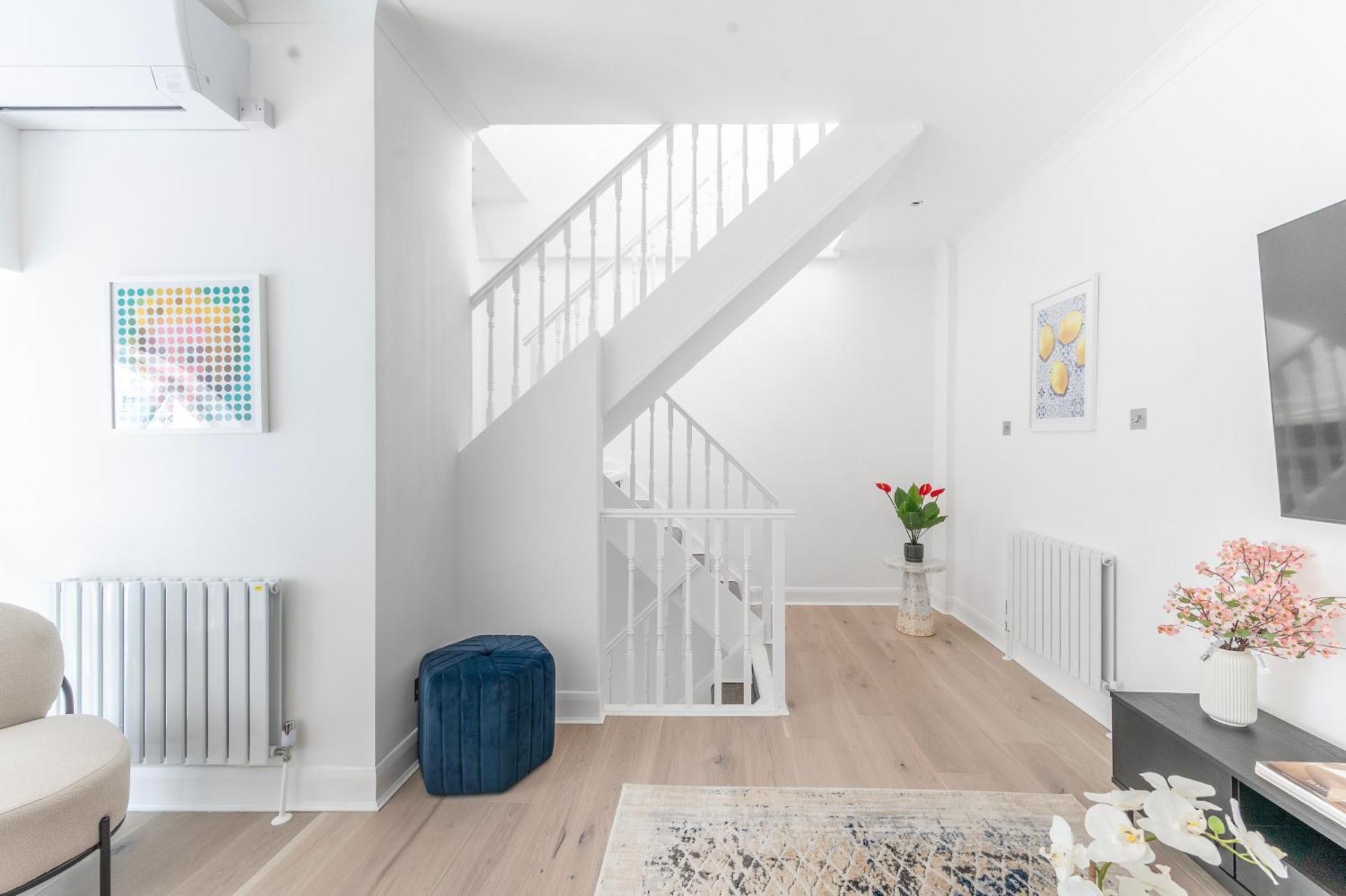 Townhouse Moments From Hyde Park & Notting Hill - Free Luggage Storage Nearby And In Unit Washing Machine & Dryer Holiday home London