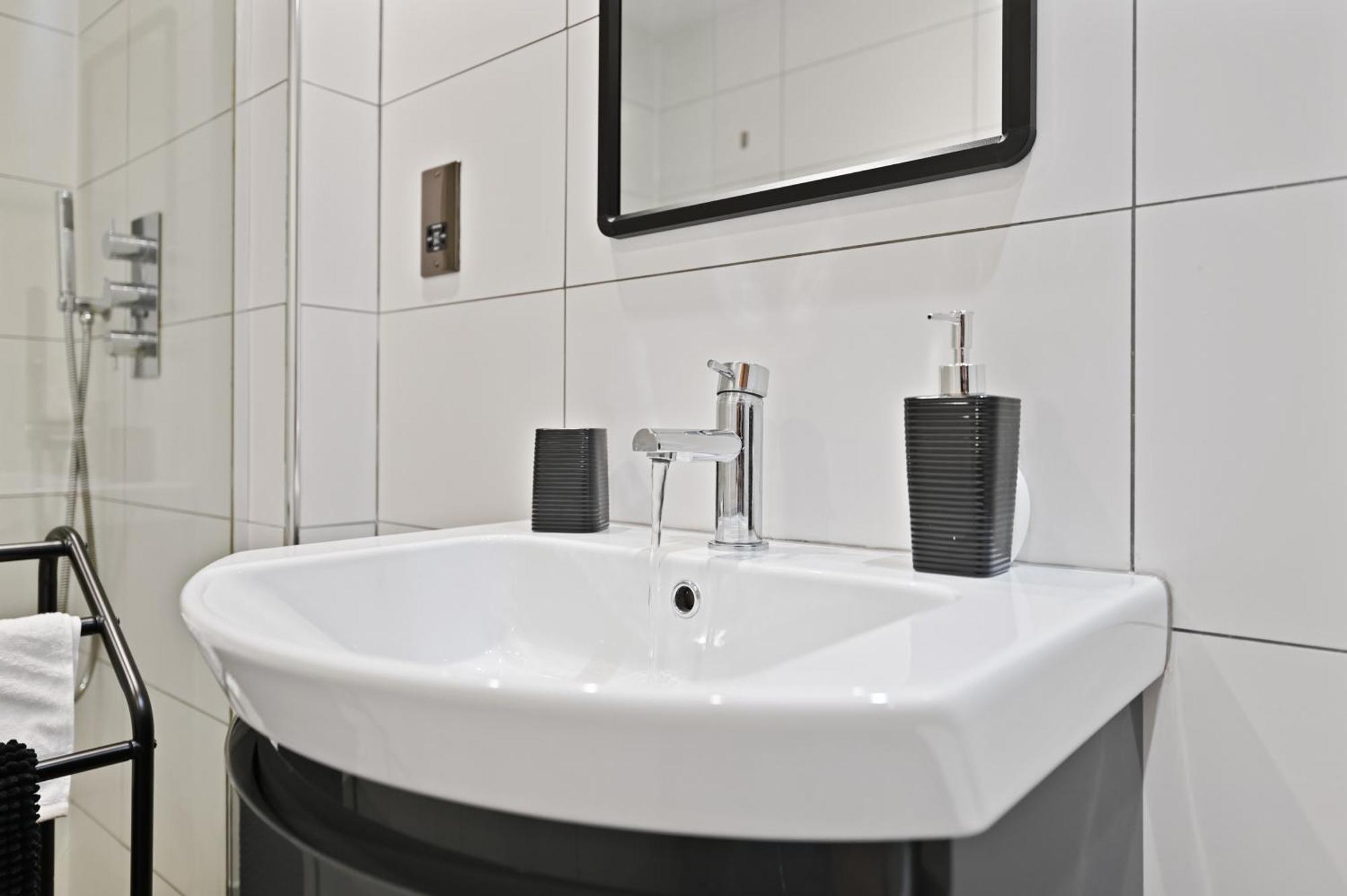 Apartamento Stunning 2 Bed Basement Flat In Hammersmith