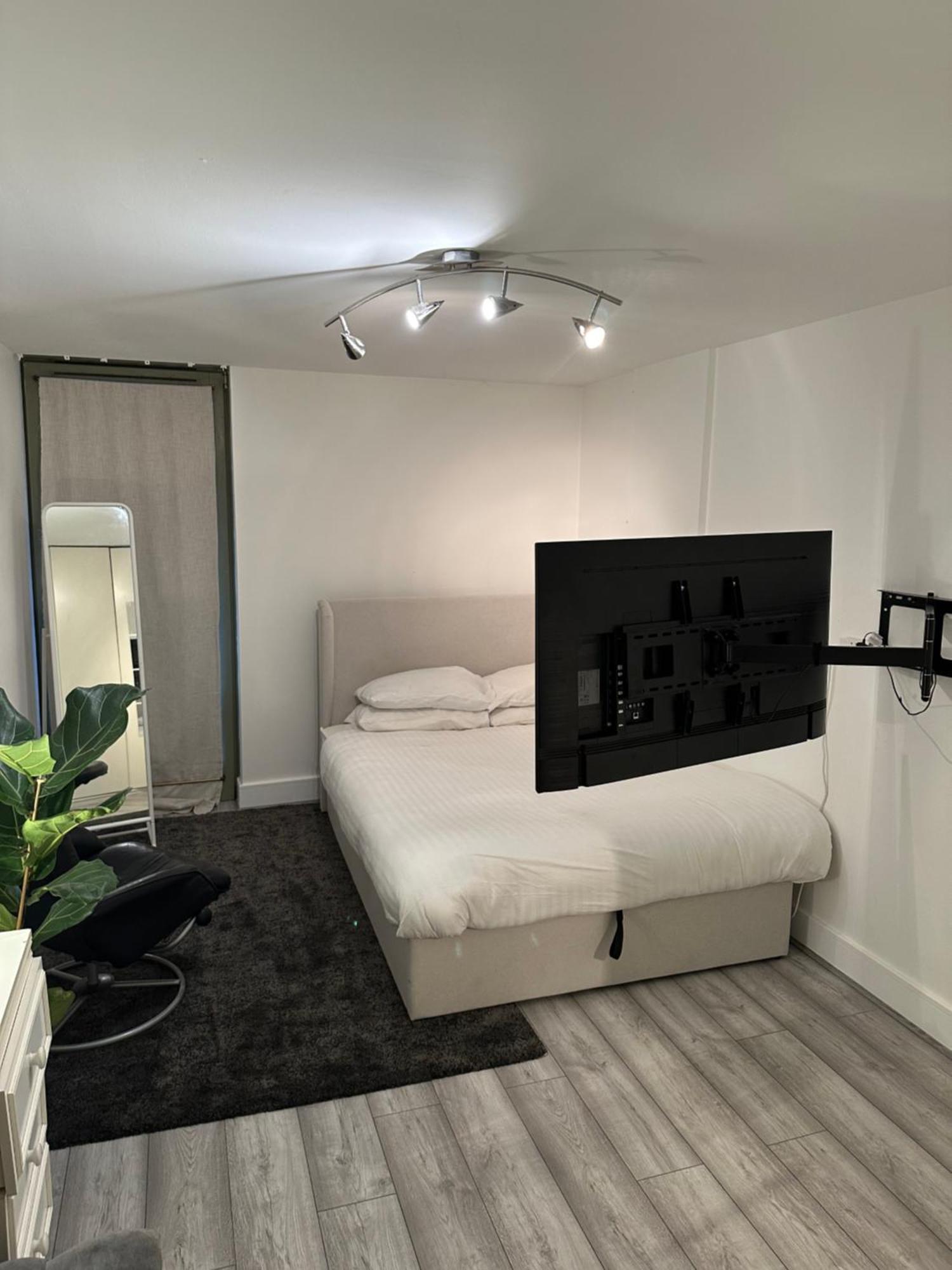 Bright 1br Flat Walk To Hyde Park, Queensway And Paddington *