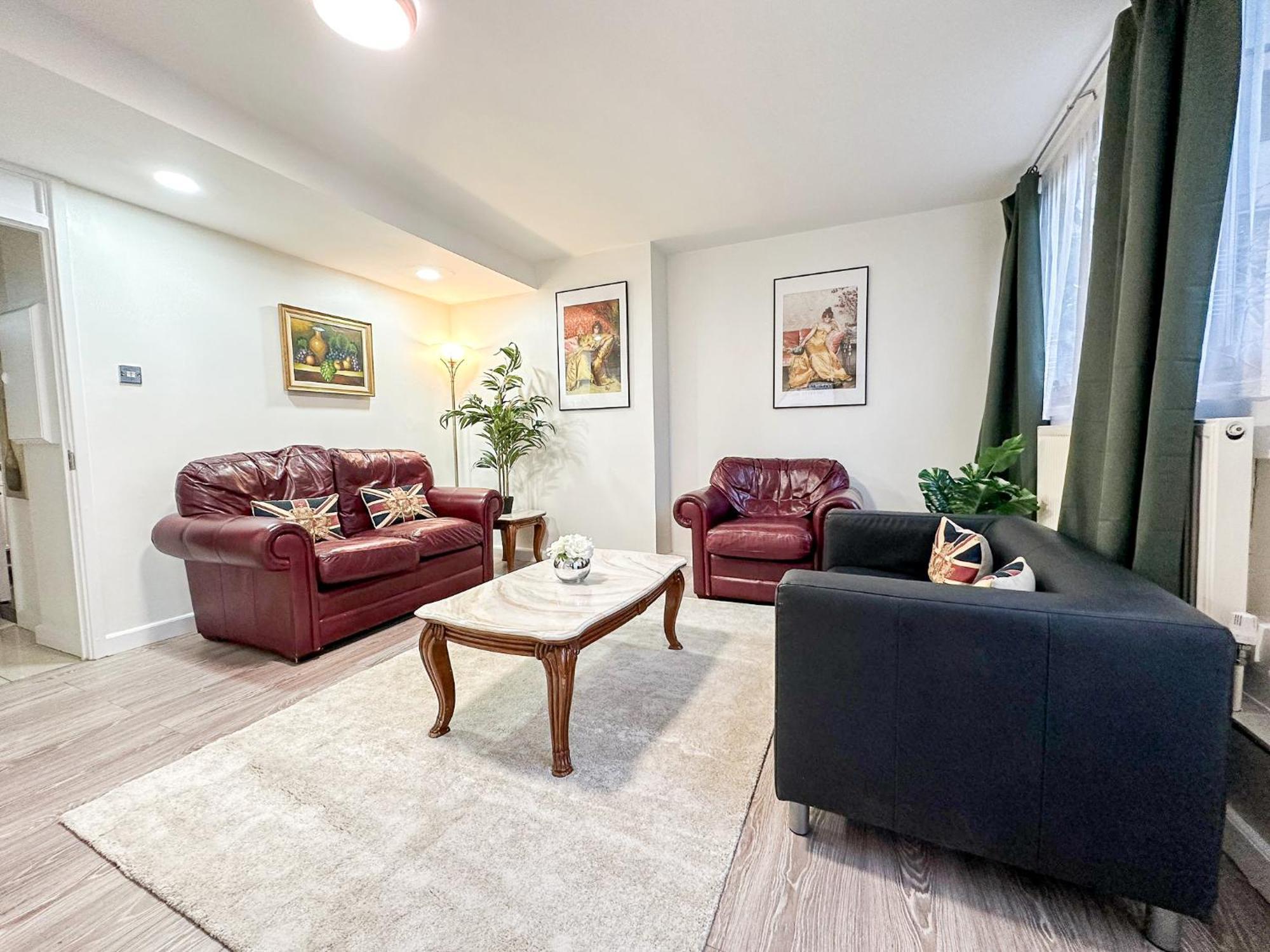 Cosy 3 Bedroom 3 Bathroom Flat With Private Garden- Maida Vale, Near Paddington Apartment *