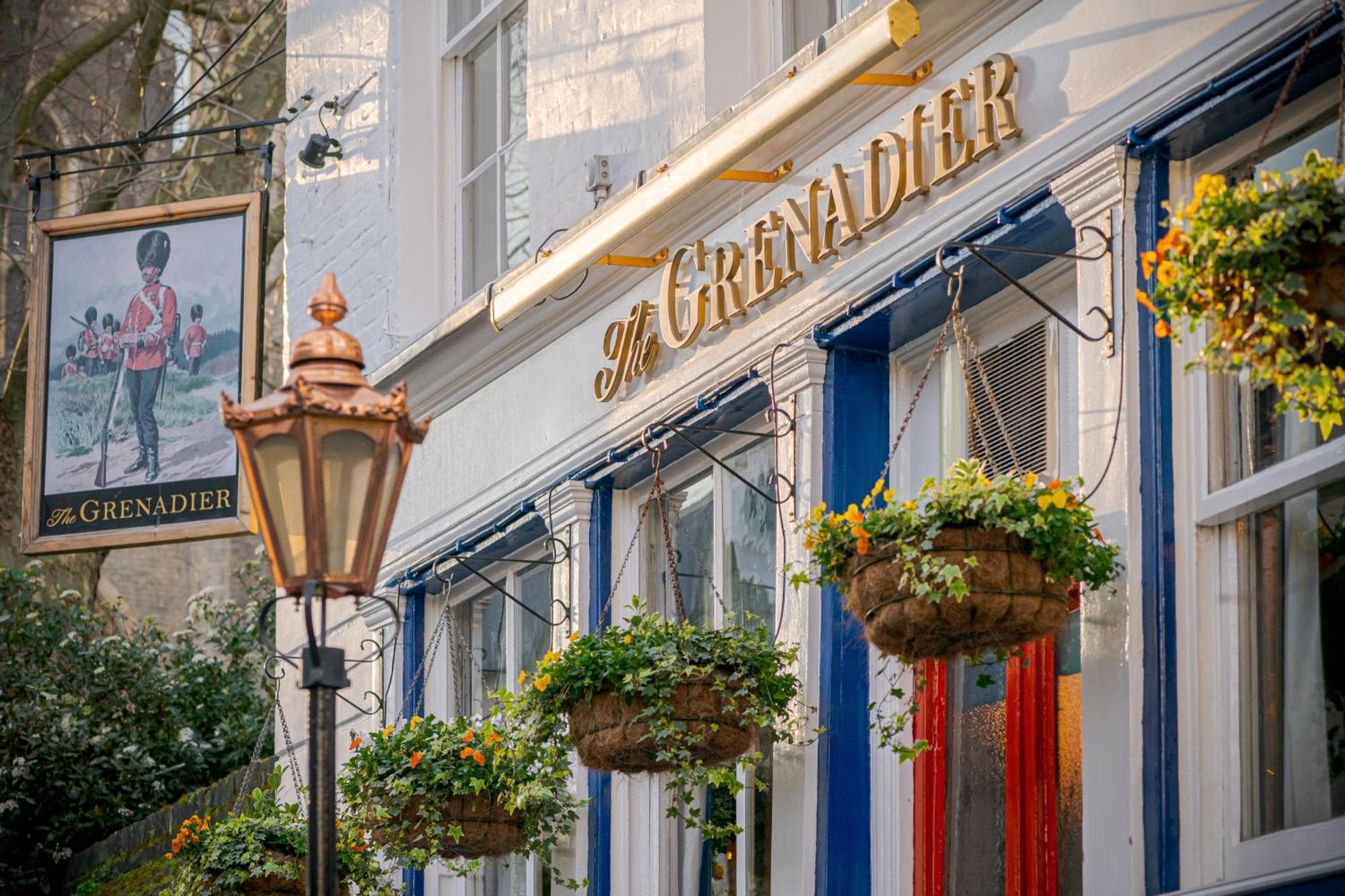 Luxury 3-Bedroom Stay In Belgravia With Private Parking And Ac Londres