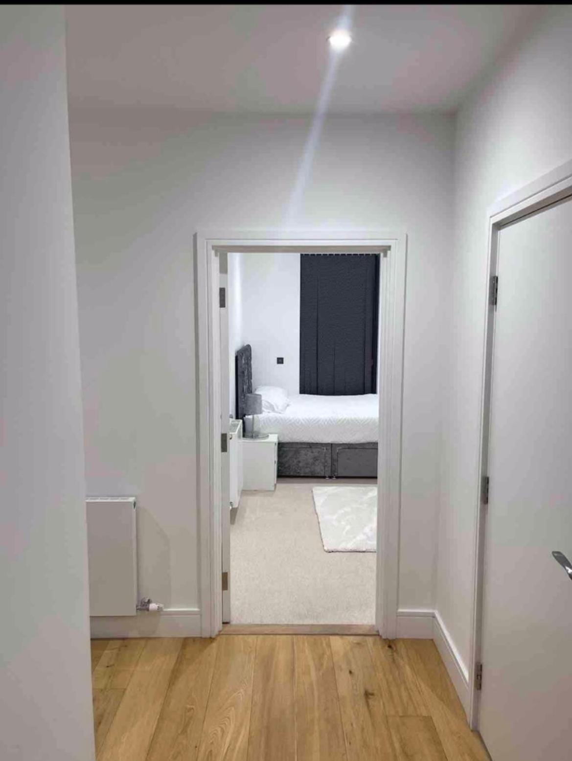 Apartment Luxury Floor Penthouse Near Heathrow *