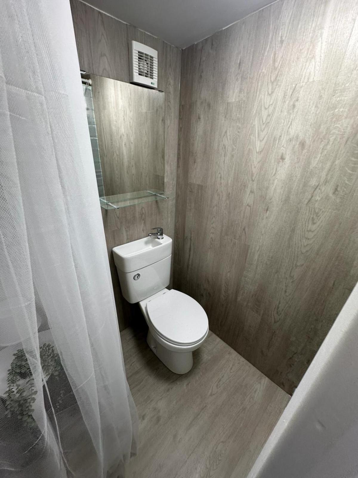 Guest house Single Ensuite London