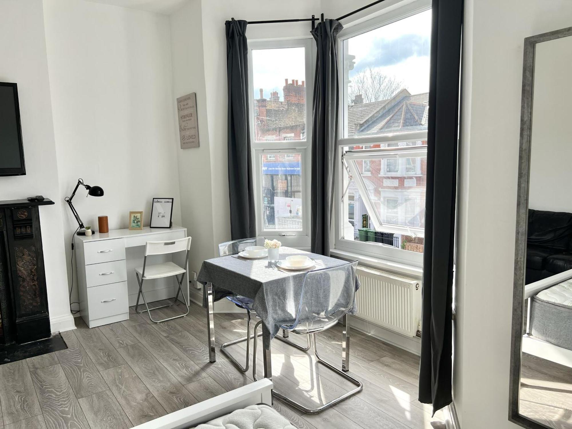 Gasthof Westfield Shepherds Bush London