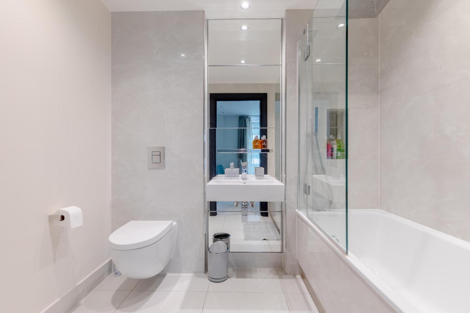Luxury 2 Bed 2 Bath Close To Chelsea London