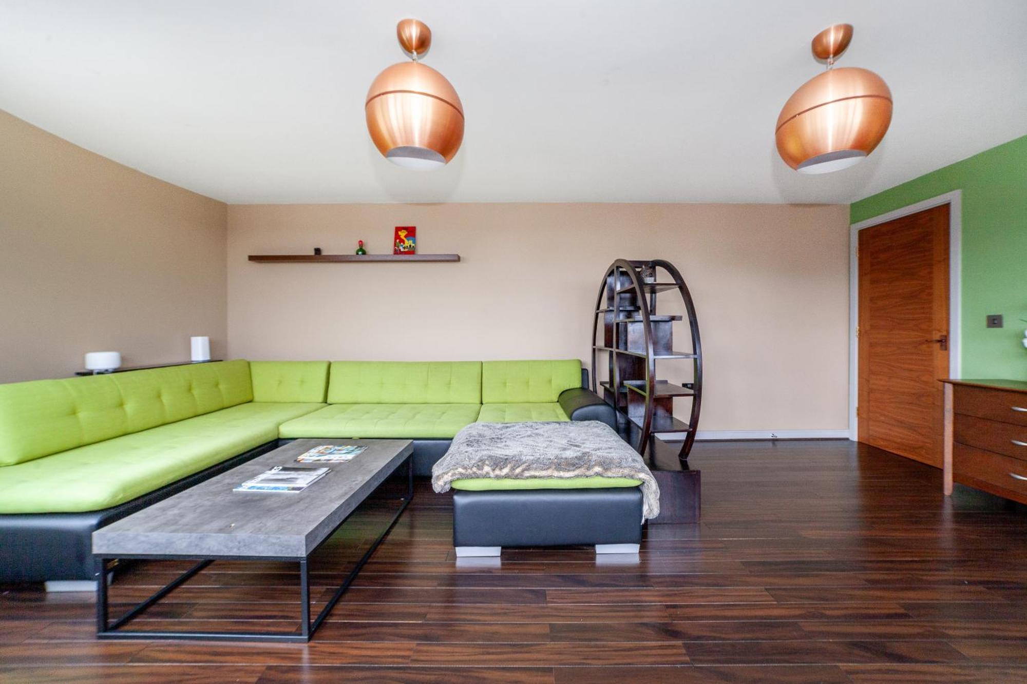 Magnificent 2 Bedroom Flat, Caledonian Road * London