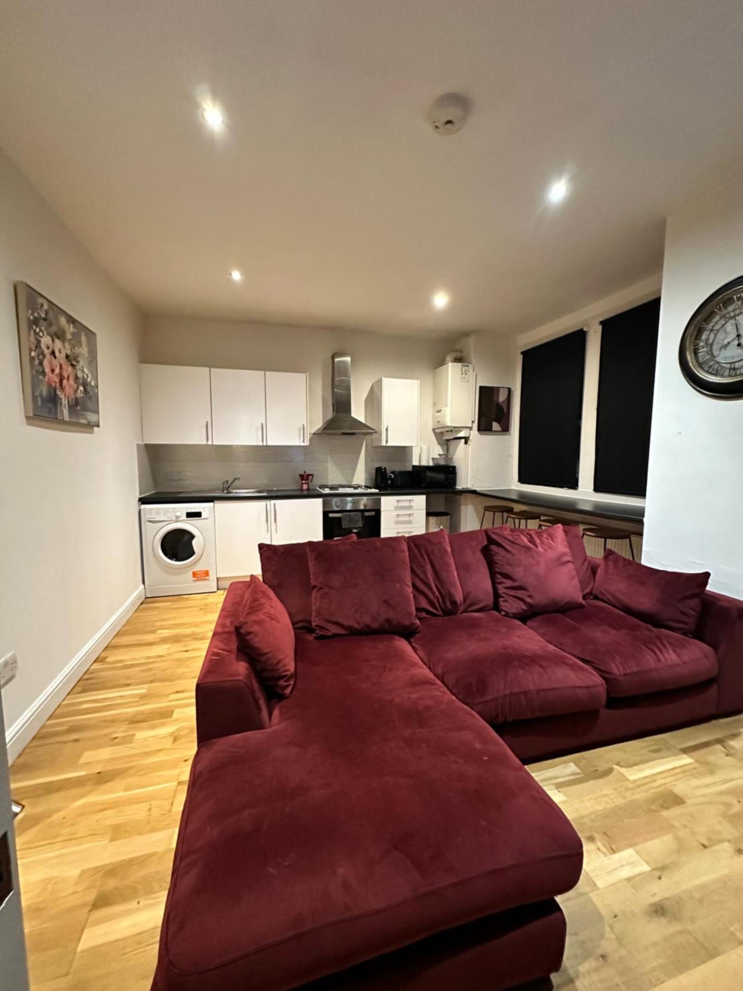 Apartamento 2 Bed Away From Tooting *