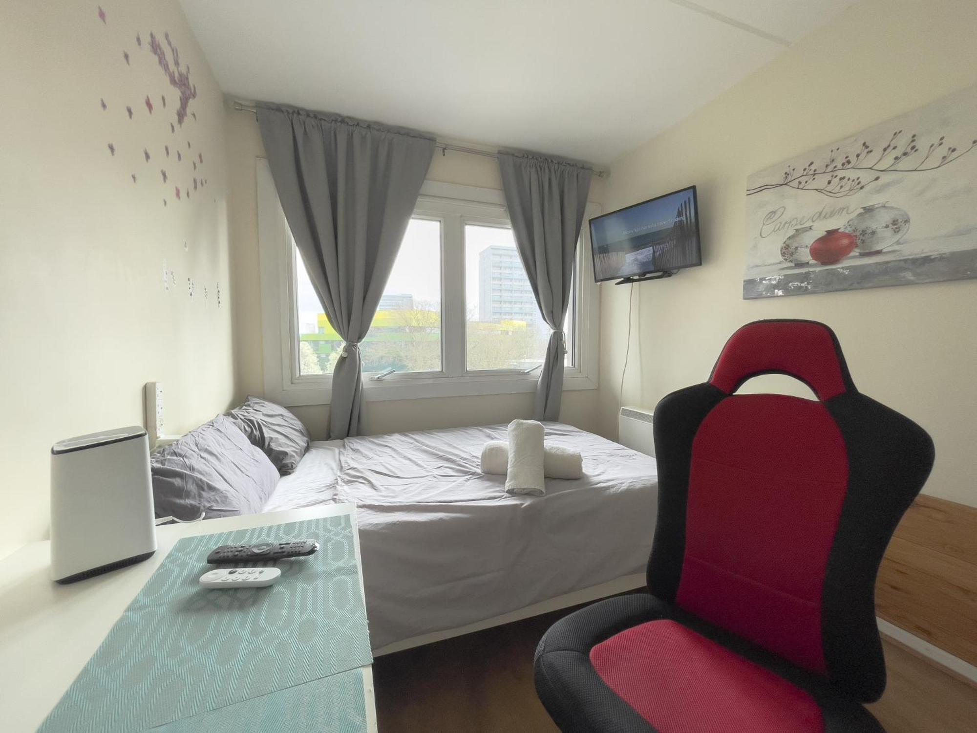 Charming For Rent Ideal For Tourists Near Portobello Market London