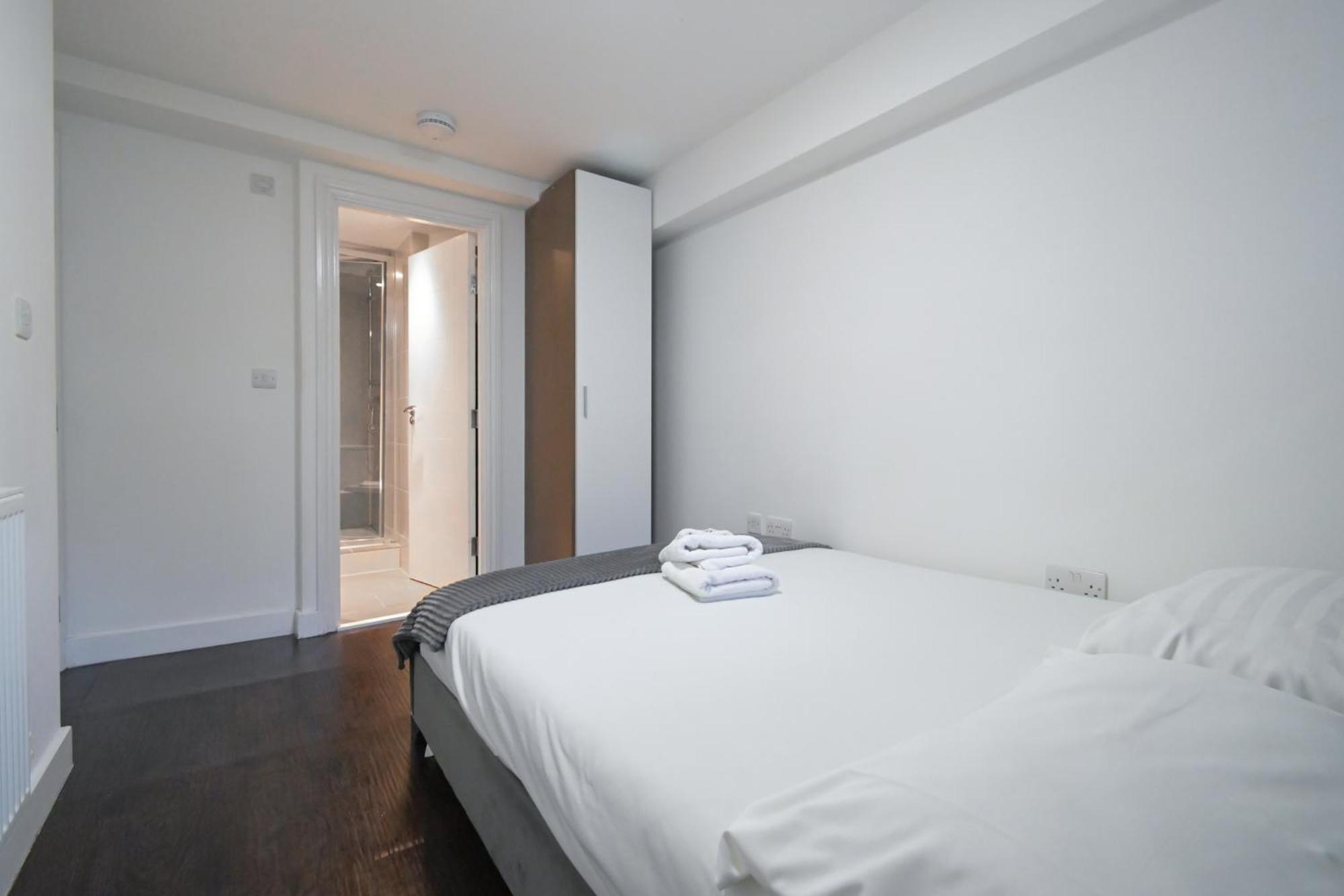 Charlotte Street By News *