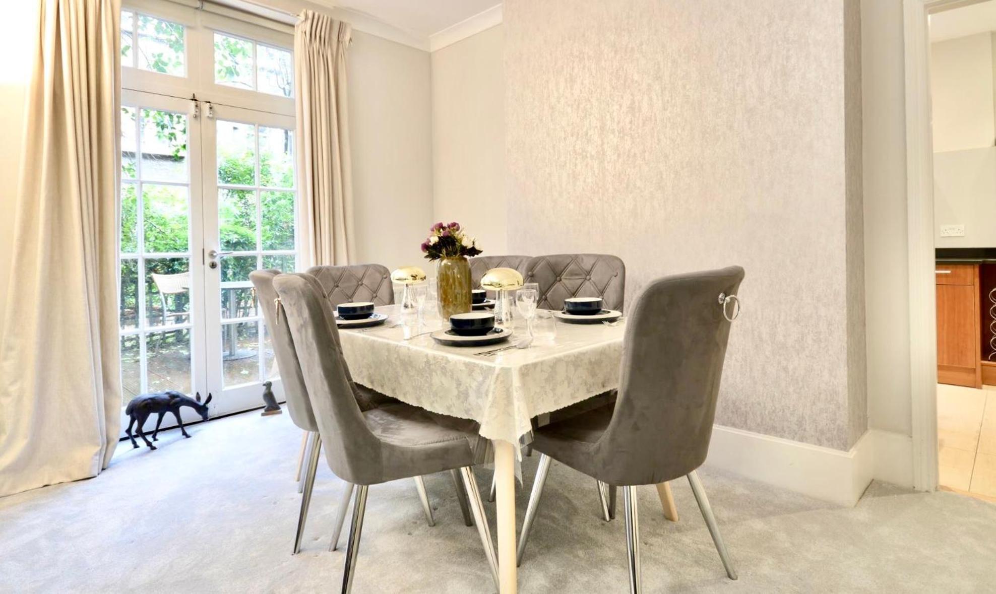 Apartamento Kensington Apartment, Breakfast, 2 Baths