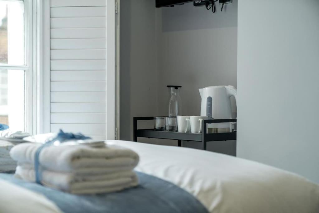 Holiday home Luxury 6 Bedroom House In Star Street London