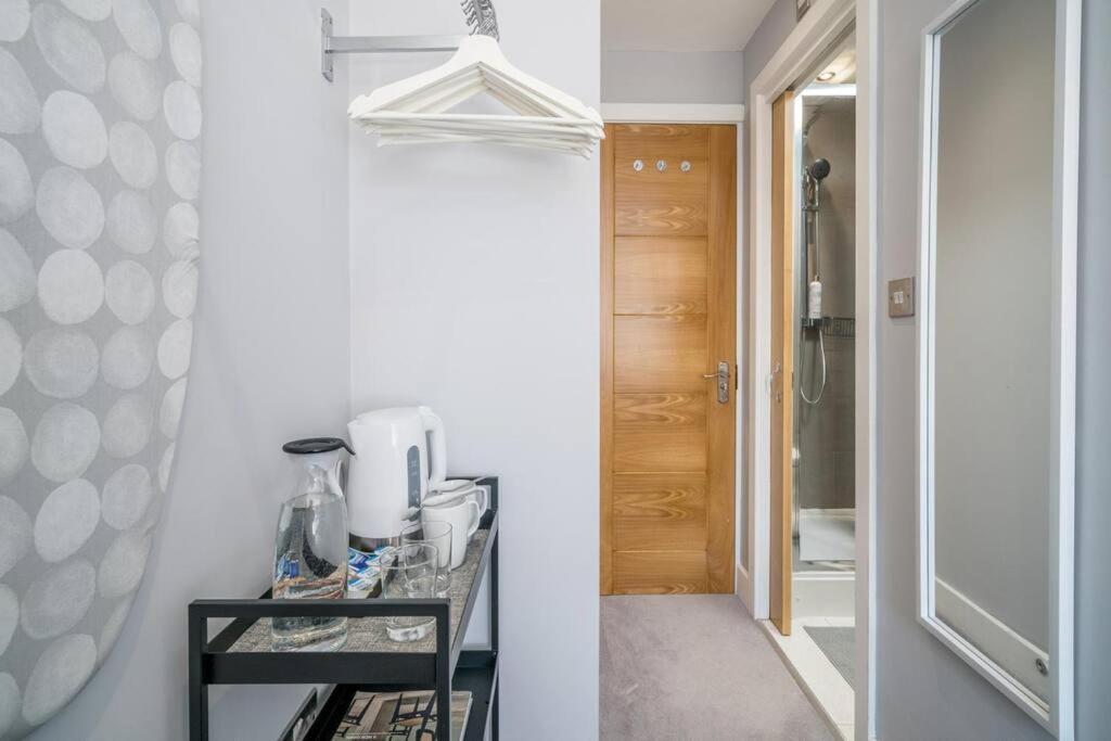 Holiday home Luxury 6 Bedroom House In Star Street
