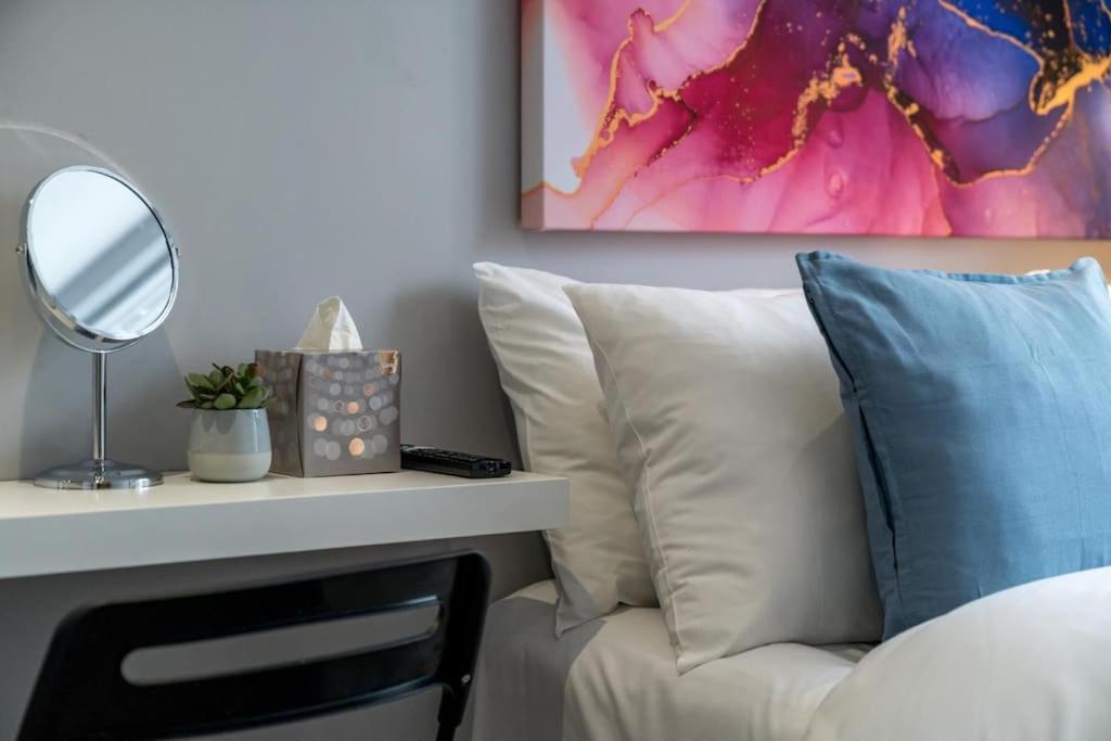 Luxury 6 Bedroom House In Star Street Holiday home