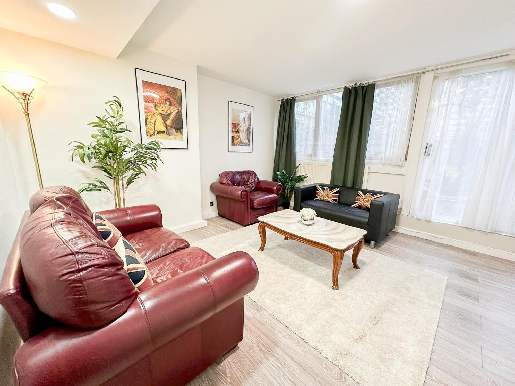 Cosy 3 Bedroom 3 Bathroom Flat With Private Garden- Maida Vale, Near Paddington Apartment *