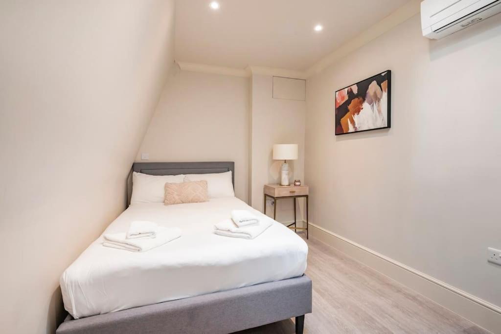 Apartment Hyde Park 9-hosted By Sweetstay *