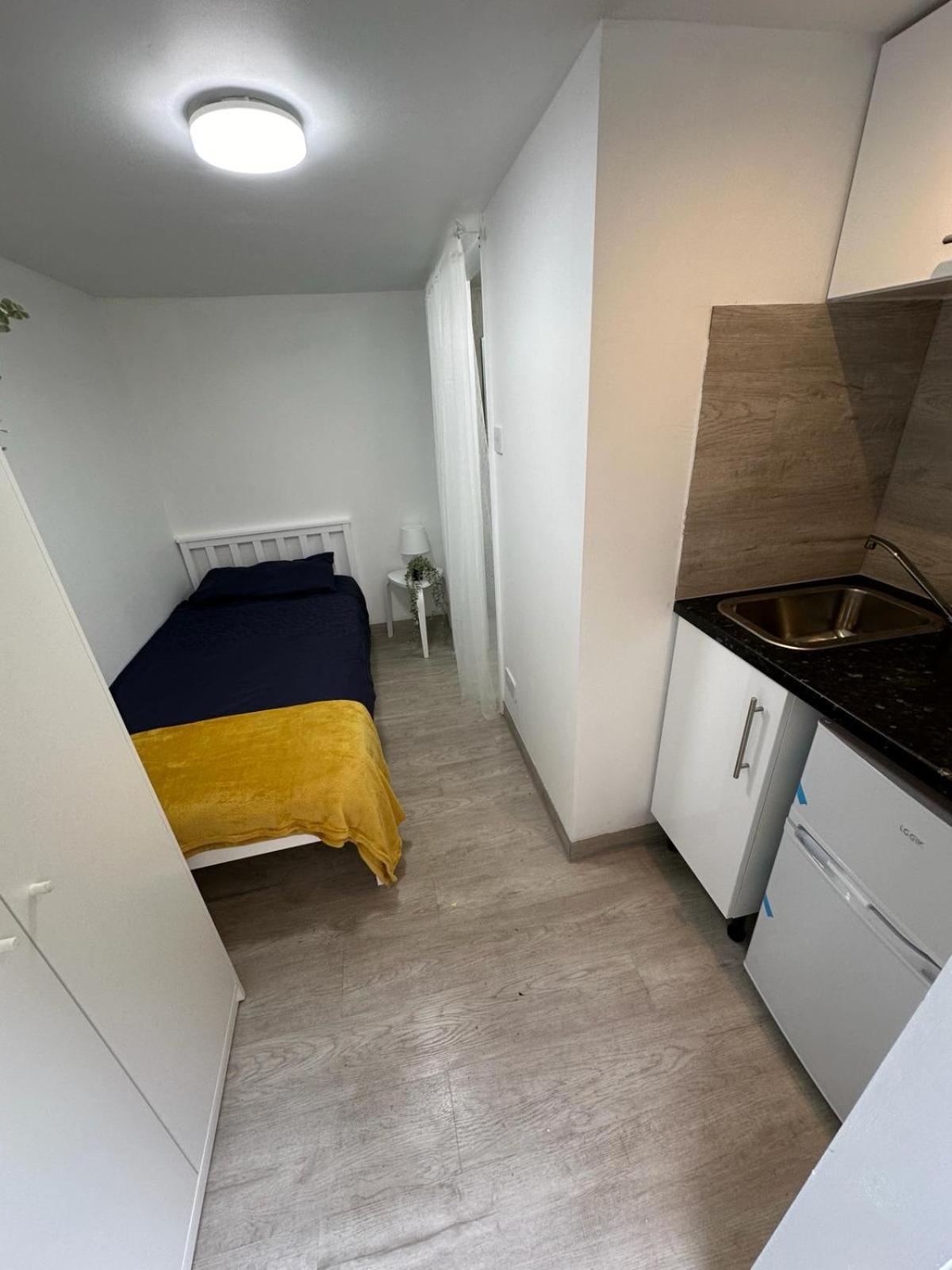 Single Ensuite Guest house London
