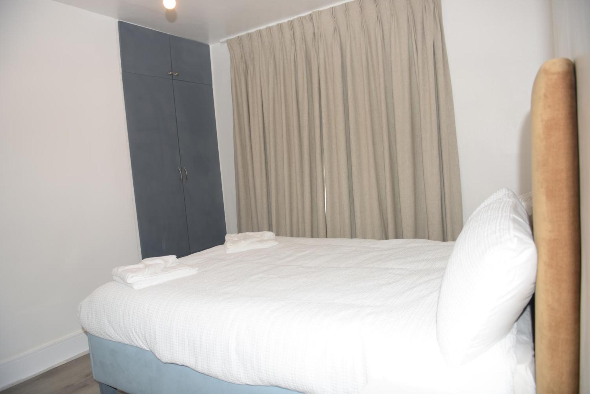 Holiday home Brook House London