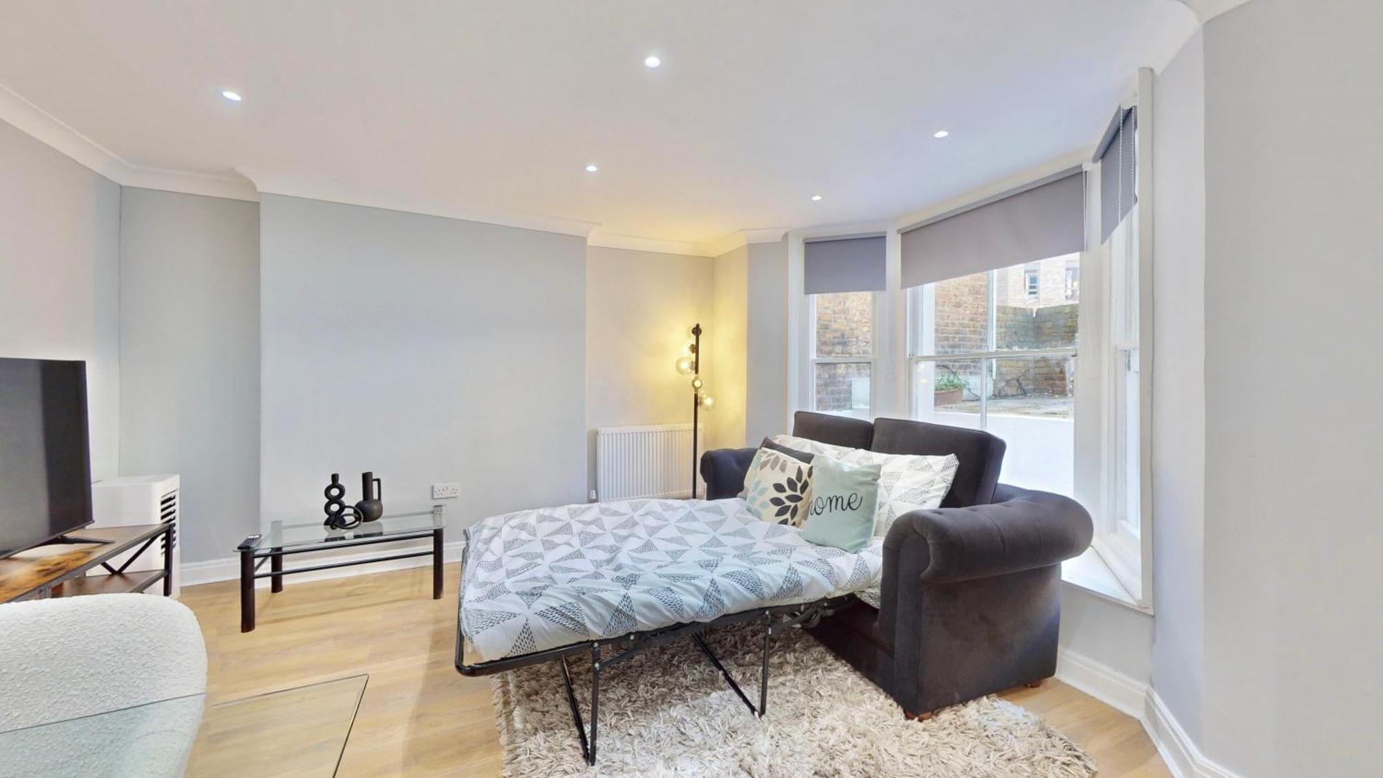 Tube & Notting Hill Nearby - Garden Flat Haven Apartamento