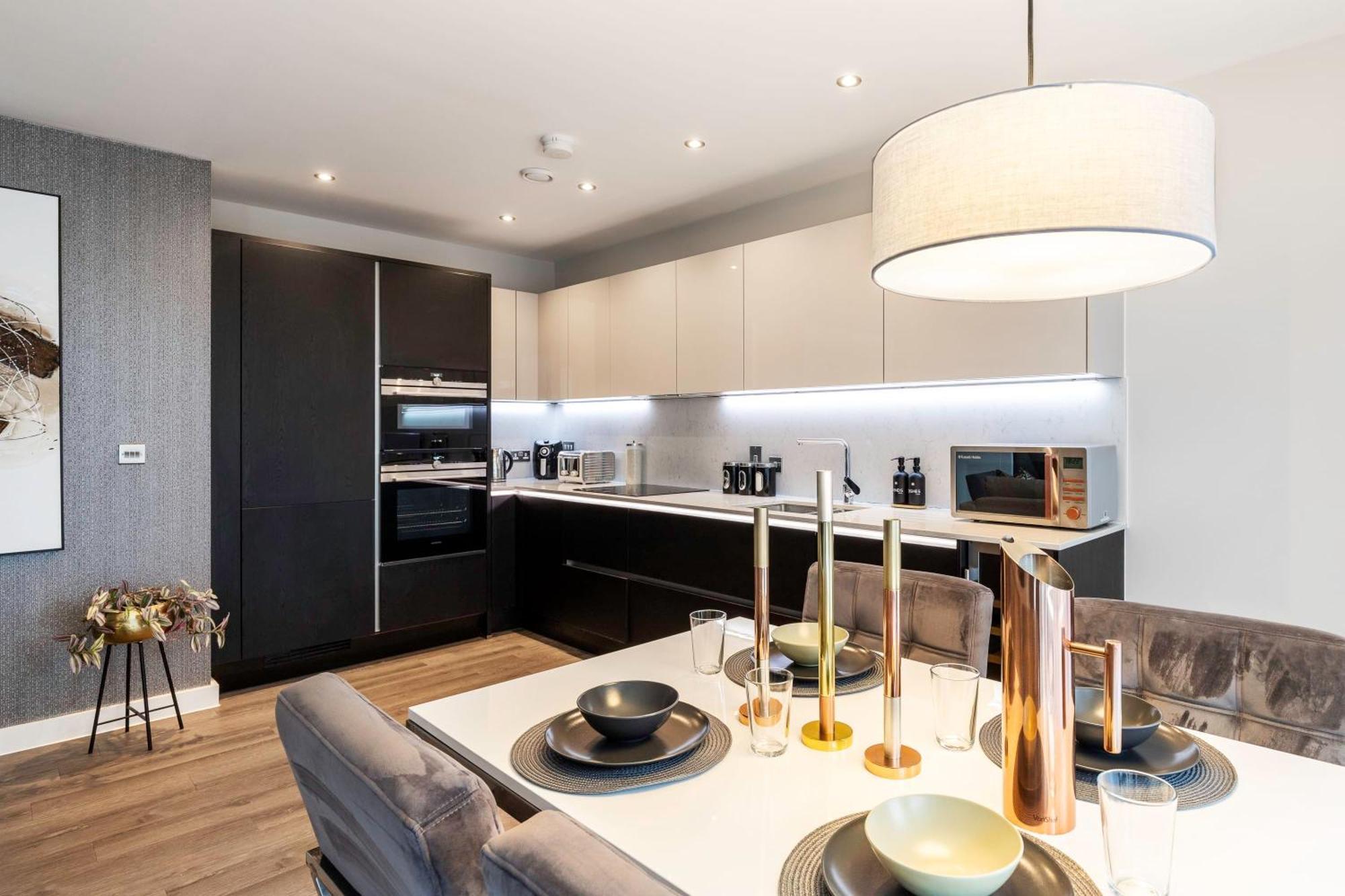 Showroom Splendour, Luxe Elegance * Londres