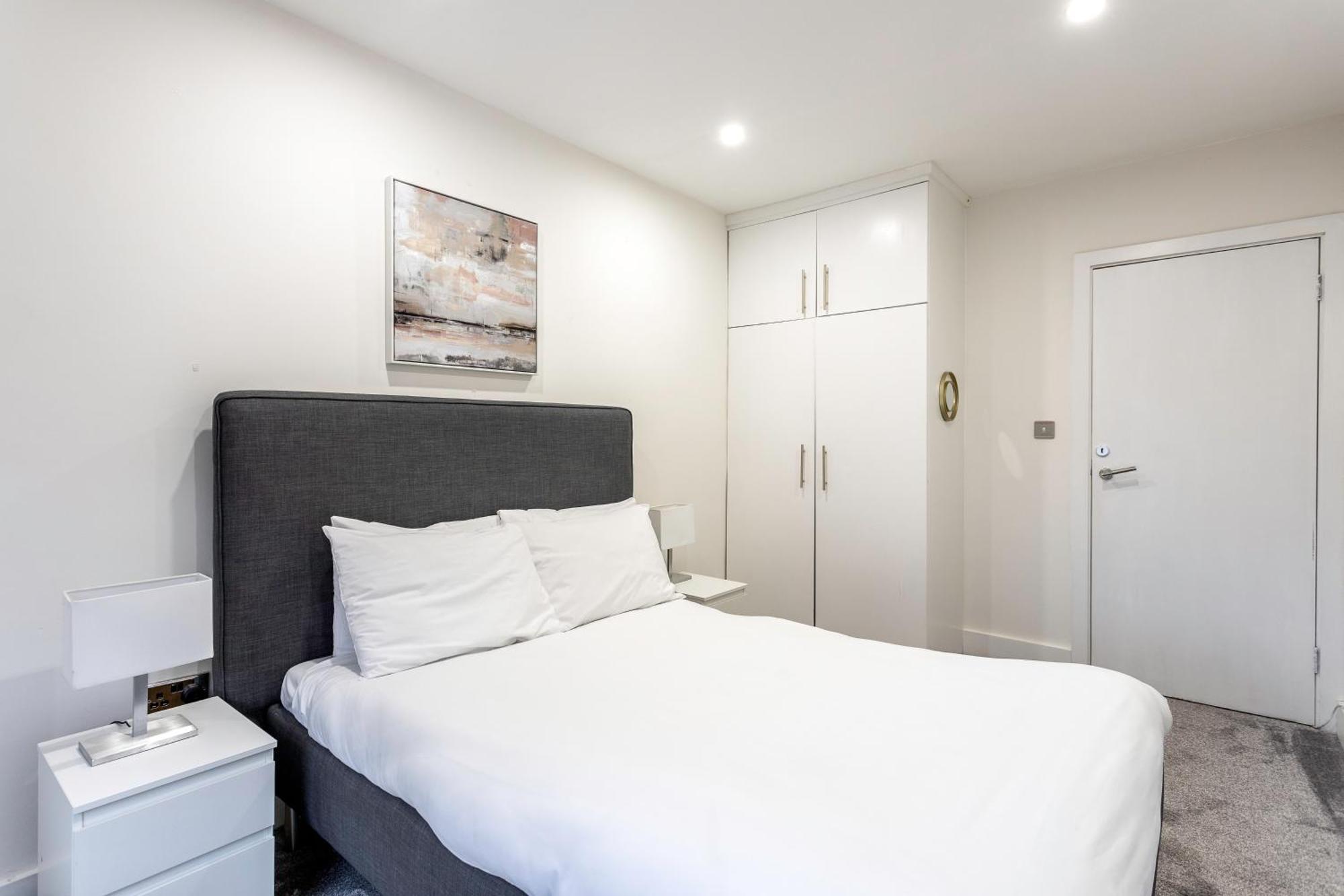 Apartment St Johns Hill Penthouse London