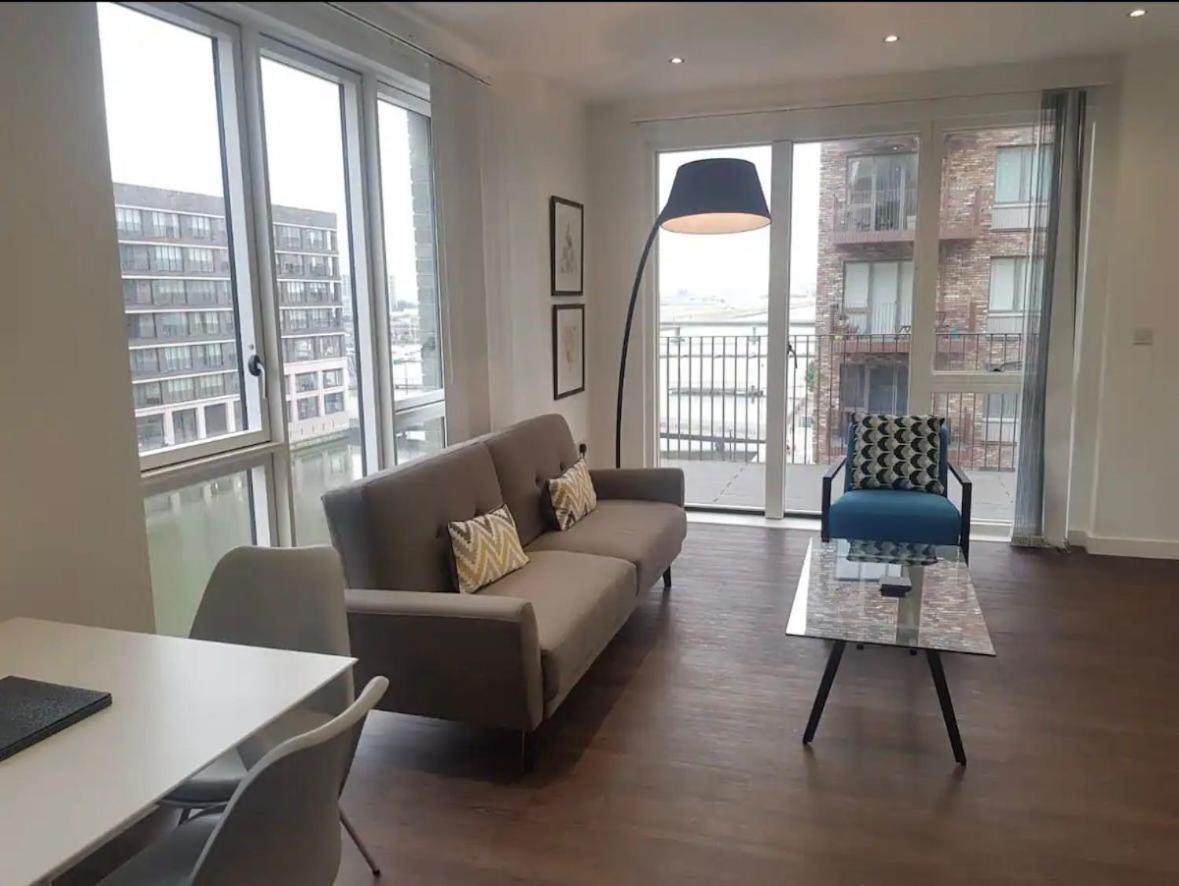 Gallions Reach Apartment
