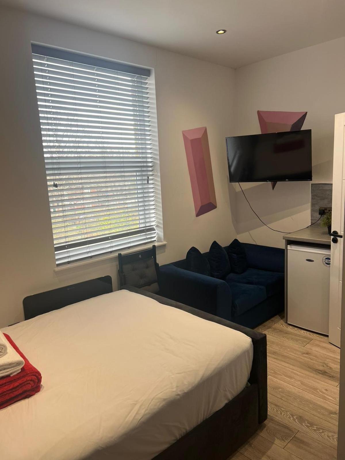 Casa de hóspedes Serviced Ensuite Double - Near Greenwich Park - The O2 Arena - Nearby Transport Links To - New Cross Station - Lewisham Se14 *
