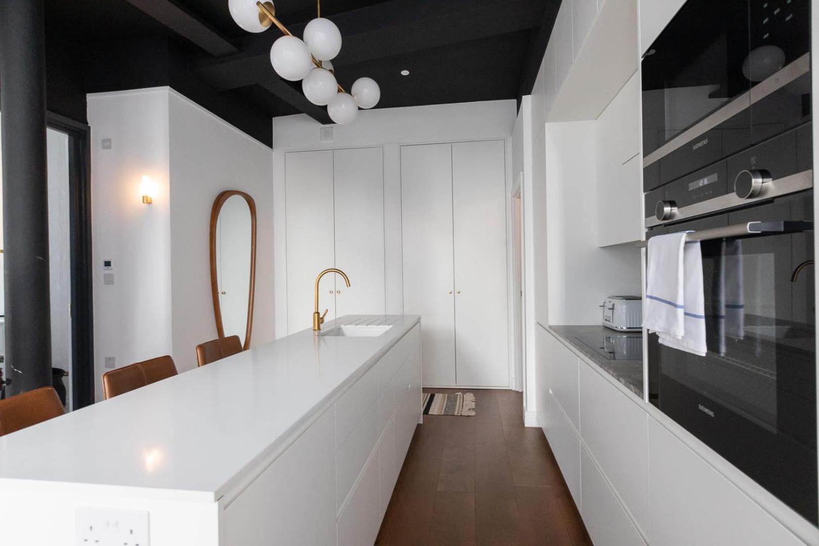 Luxury Covent Garden Holborn 1 Bed Apartment London