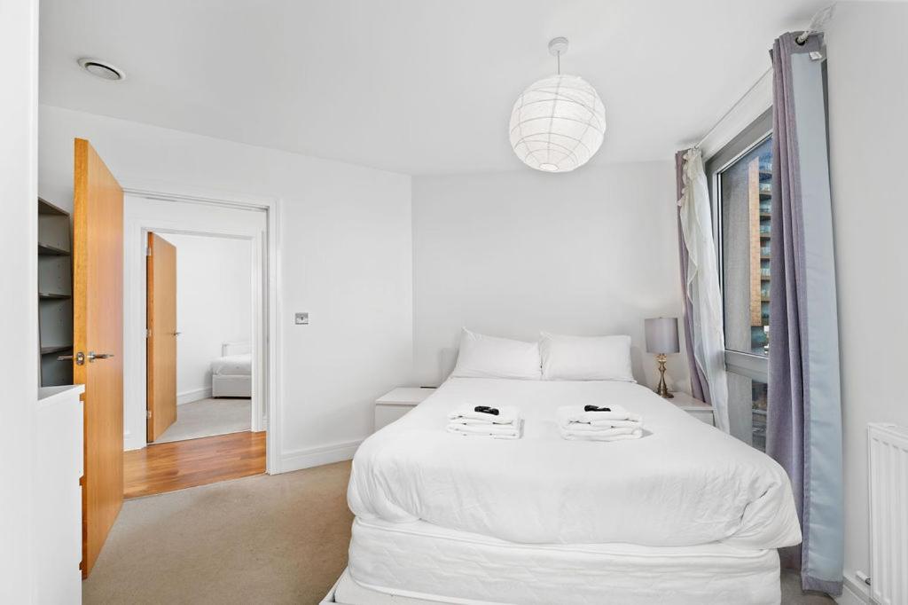 Modern Serviced 3-bedroom Flat In East Apartamento *