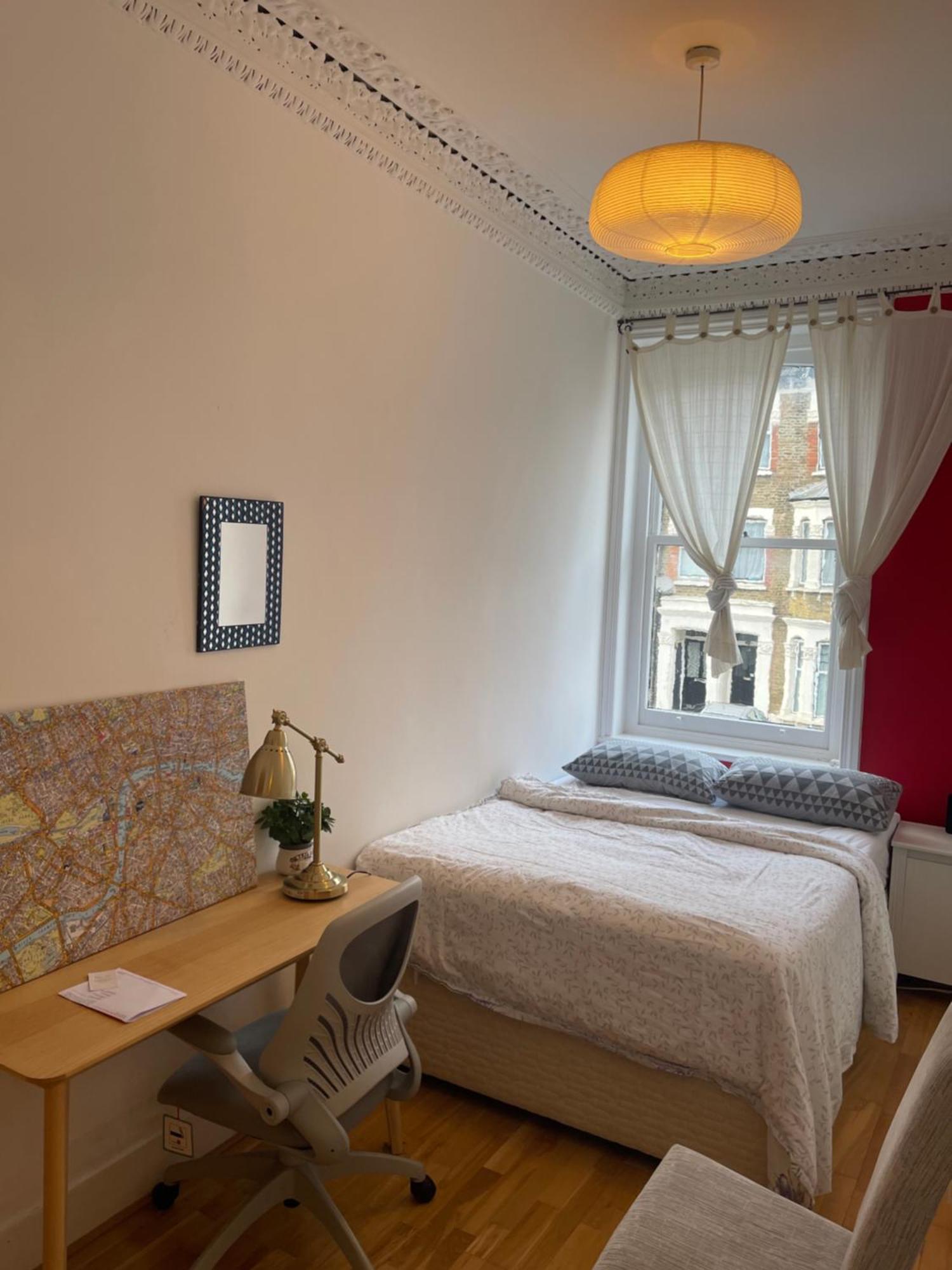 Apartment 10 Min To The Heart Of - Zone 2 - Charming 2 Bed