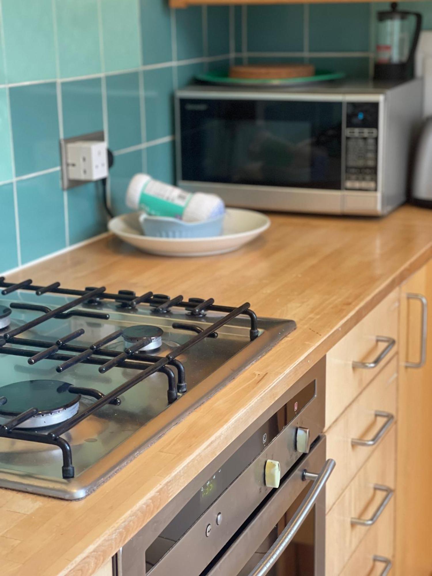 Apartment 10 Min To The Heart Of - Zone 2 - Charming 2 Bed