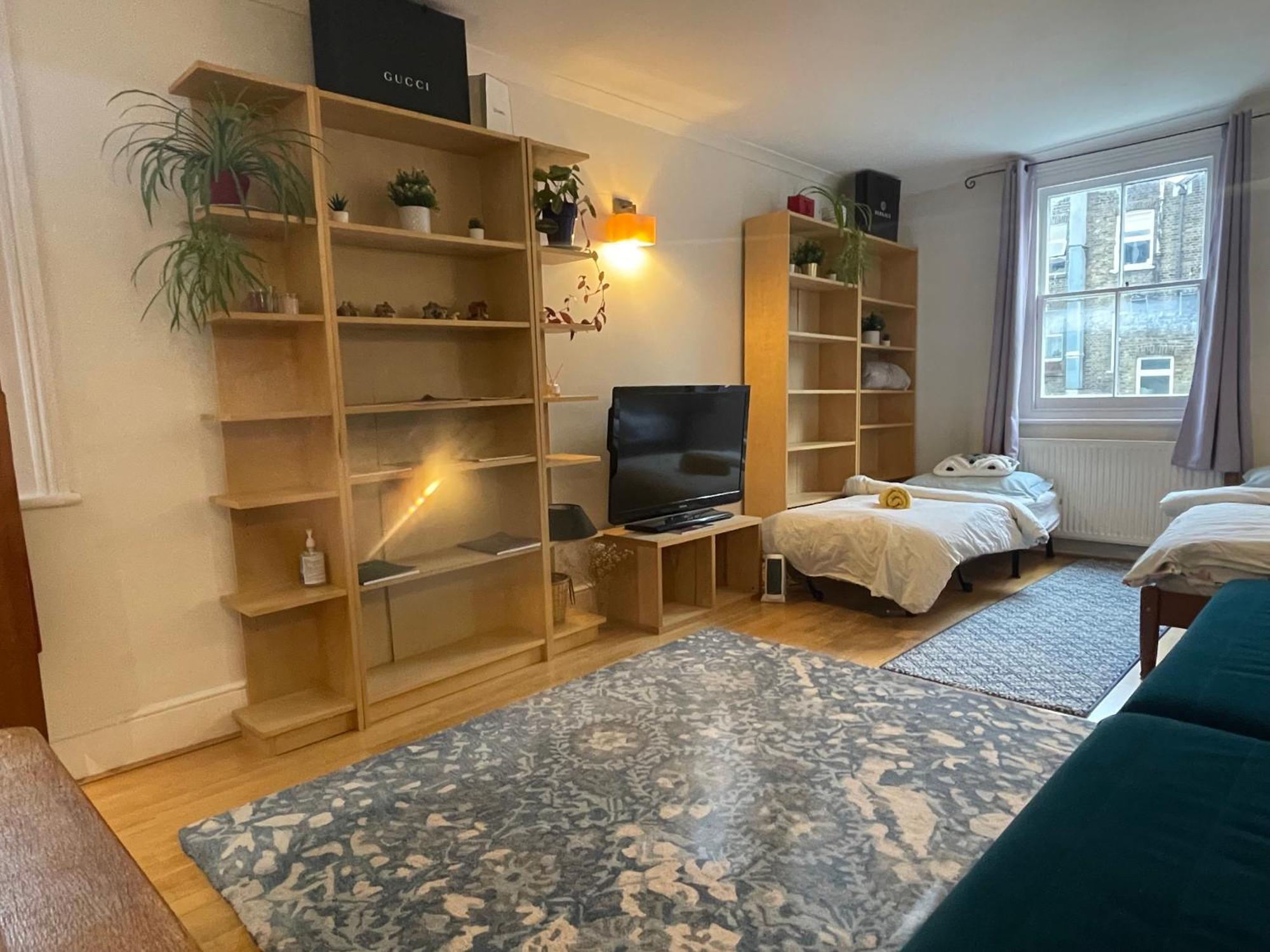 Apartment 10 Min To The Heart Of - Zone 2 - Charming 2 Bed