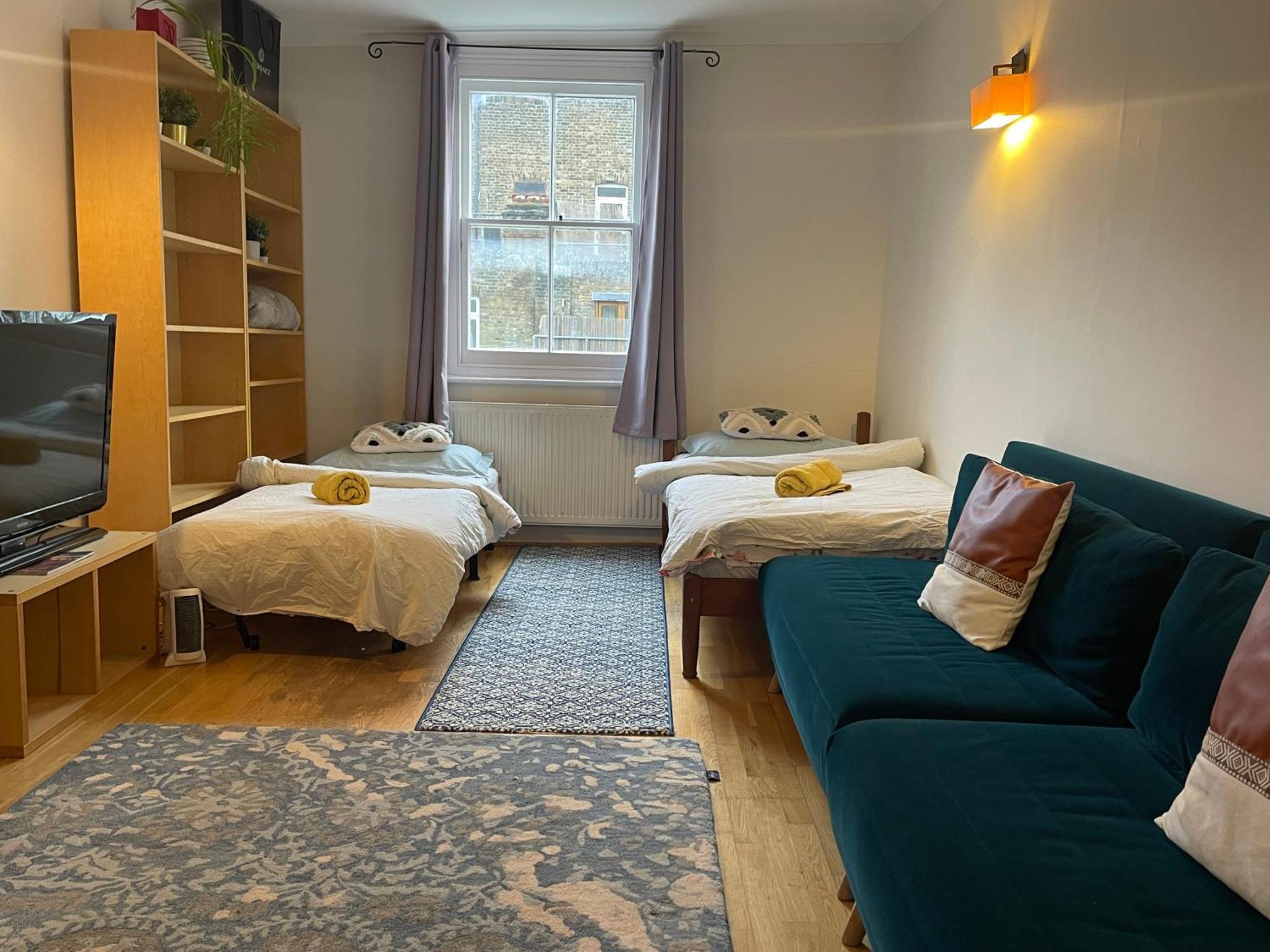 Apartment 10 Min To The Heart Of - Zone 2 - Charming 2 Bed London