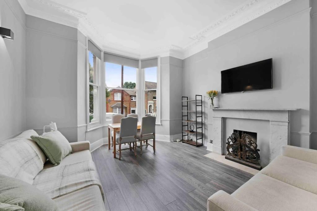 Apartamento Chiswick Park Acton Town Garden Londres