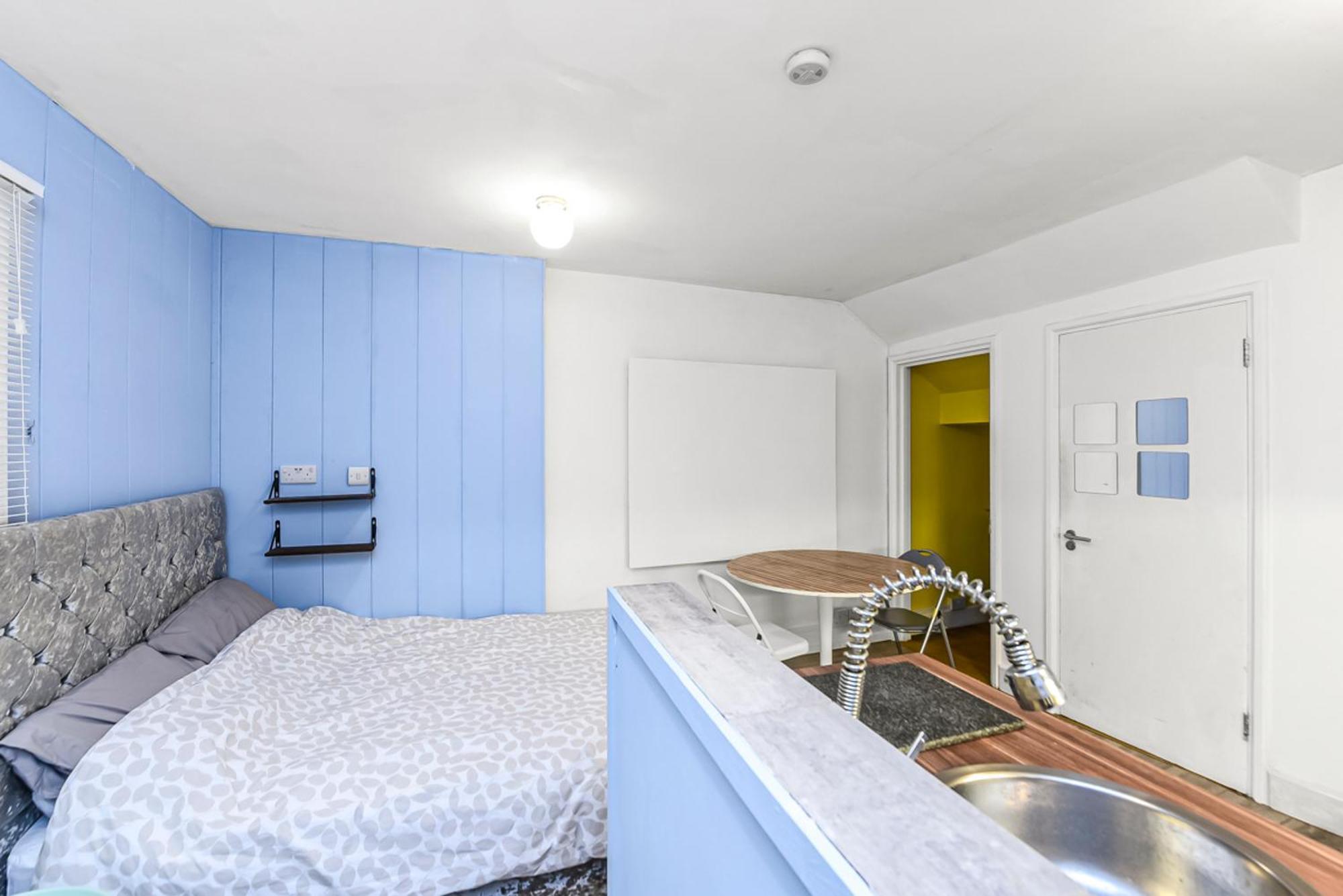 Apartment Cosy Studio Flat On A Budget