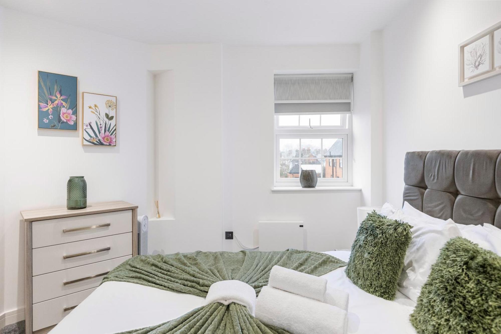 Bright And Spacious - Excellent Location Apartamento *