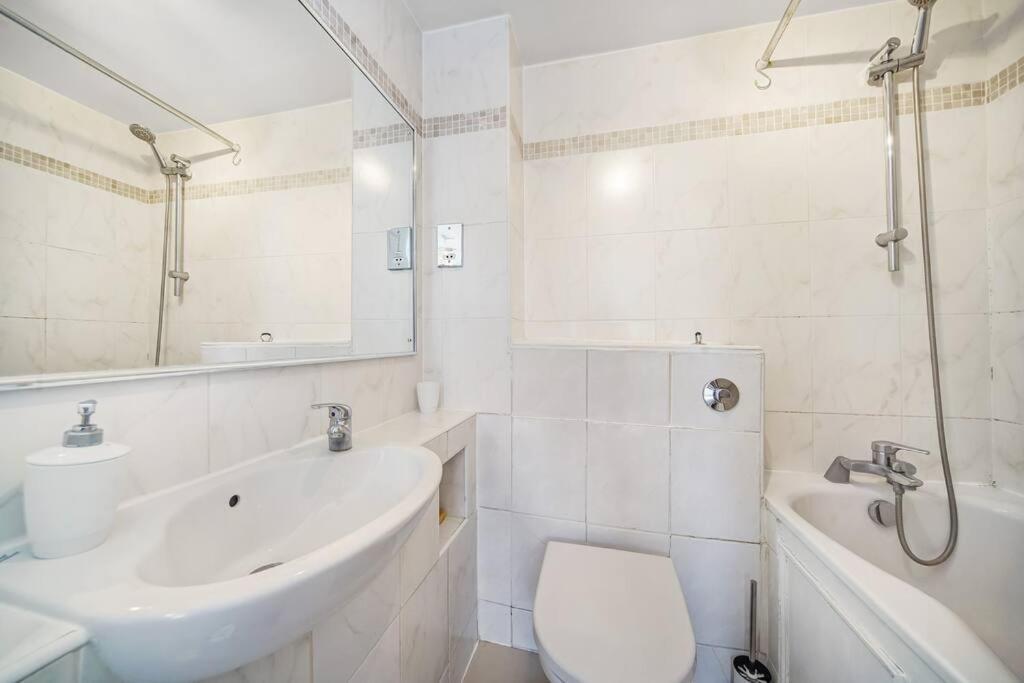 Stunning 4-bed Apartamento Londres