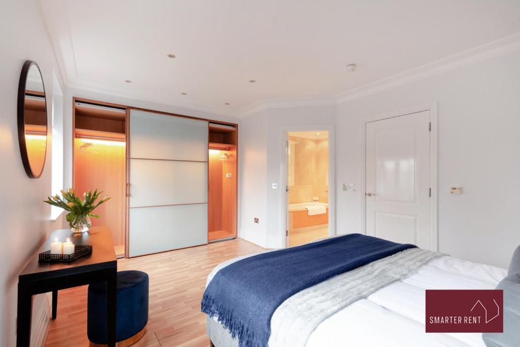 Apartment Richmond - 5 Bedroom Townhouse With Parking & Garden *