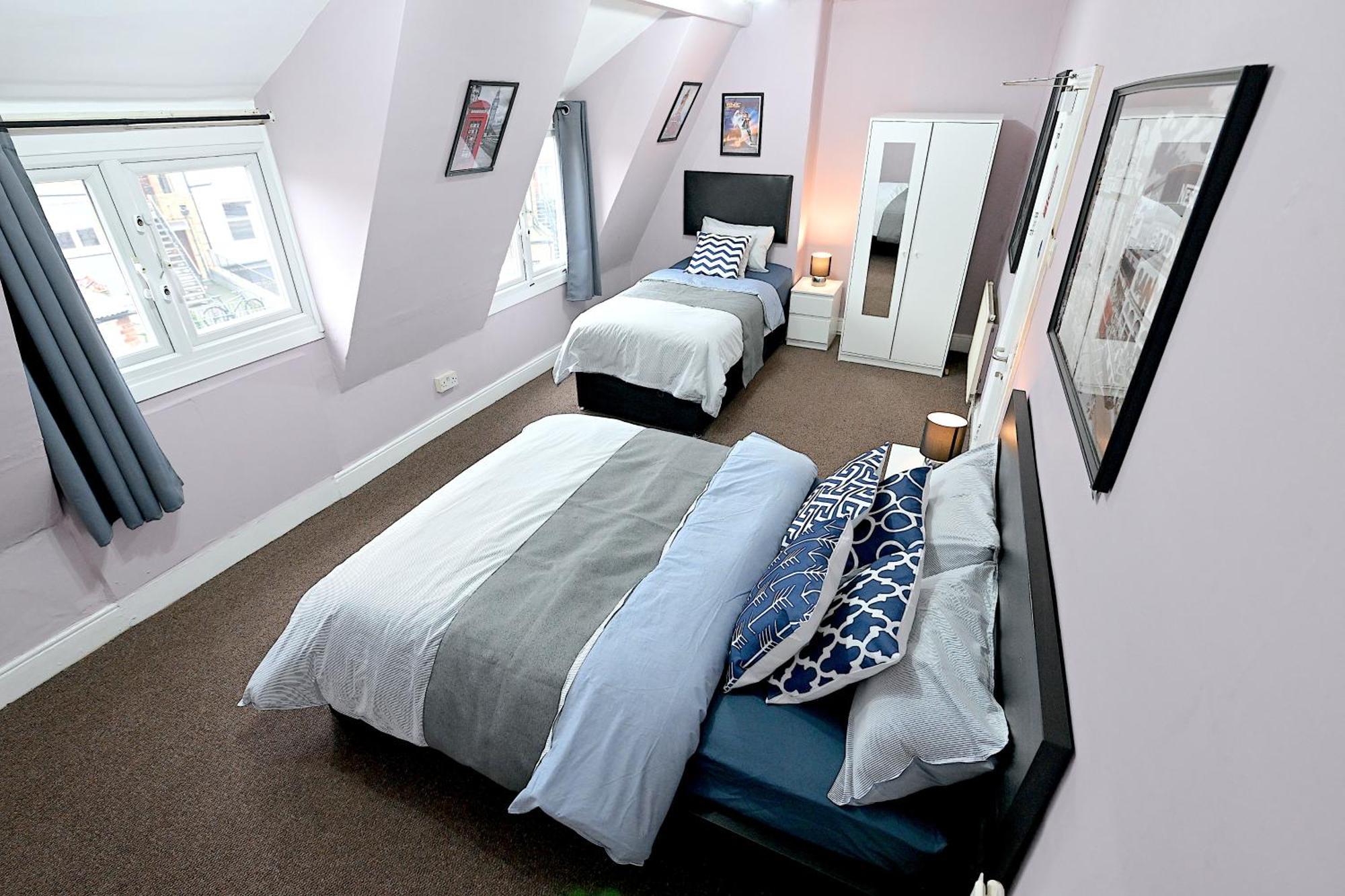 Apartment Stunning 3 Bedroom Serviced Flat In North *