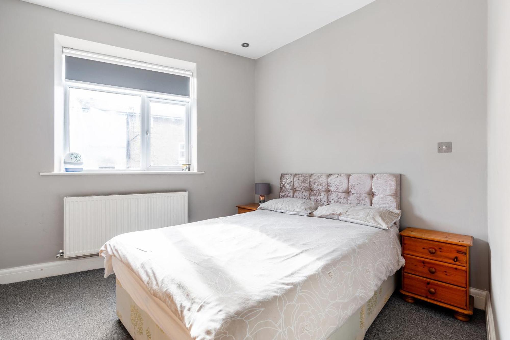 Apartment Zone 2 Spacious Two-bedroom With Parking *