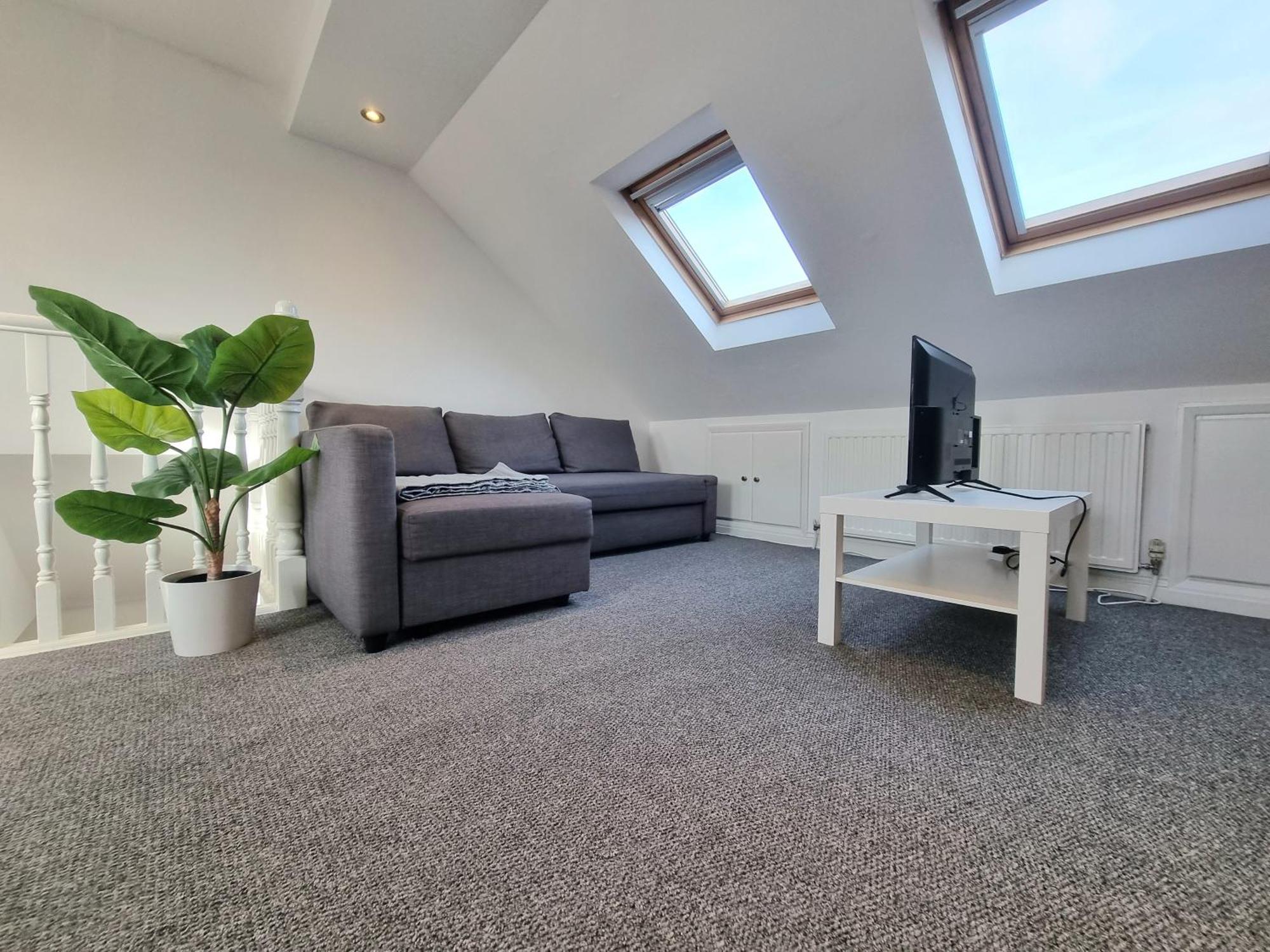 The Loft Apartment *