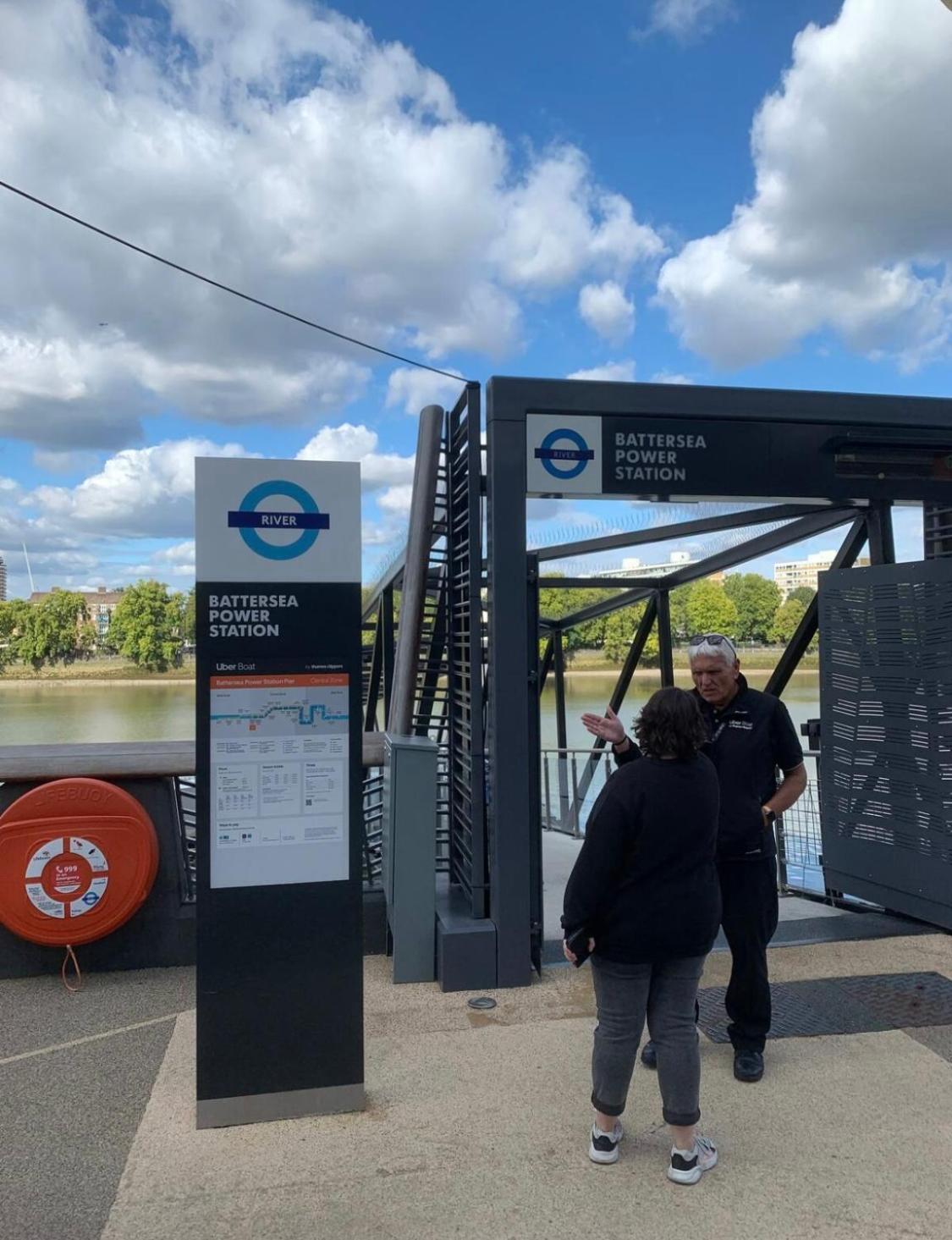 Location! Double Bedroom 2 Mins Walk From Battersea Power Underground Station! *